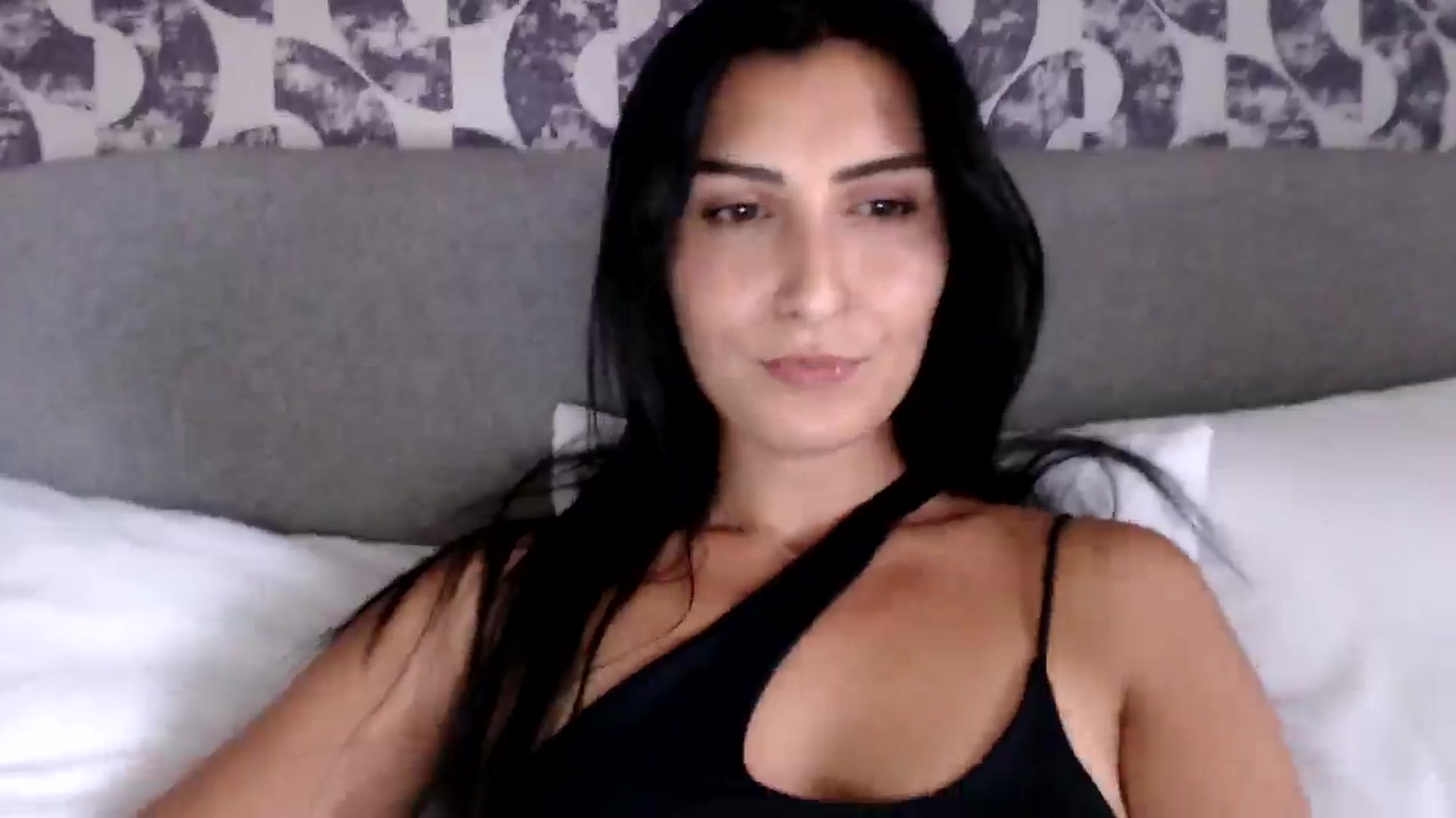 Gallery image thumbnail from Leyla2's myfreecams stream on, 09/05/2024, 11:58 image 17 of 20