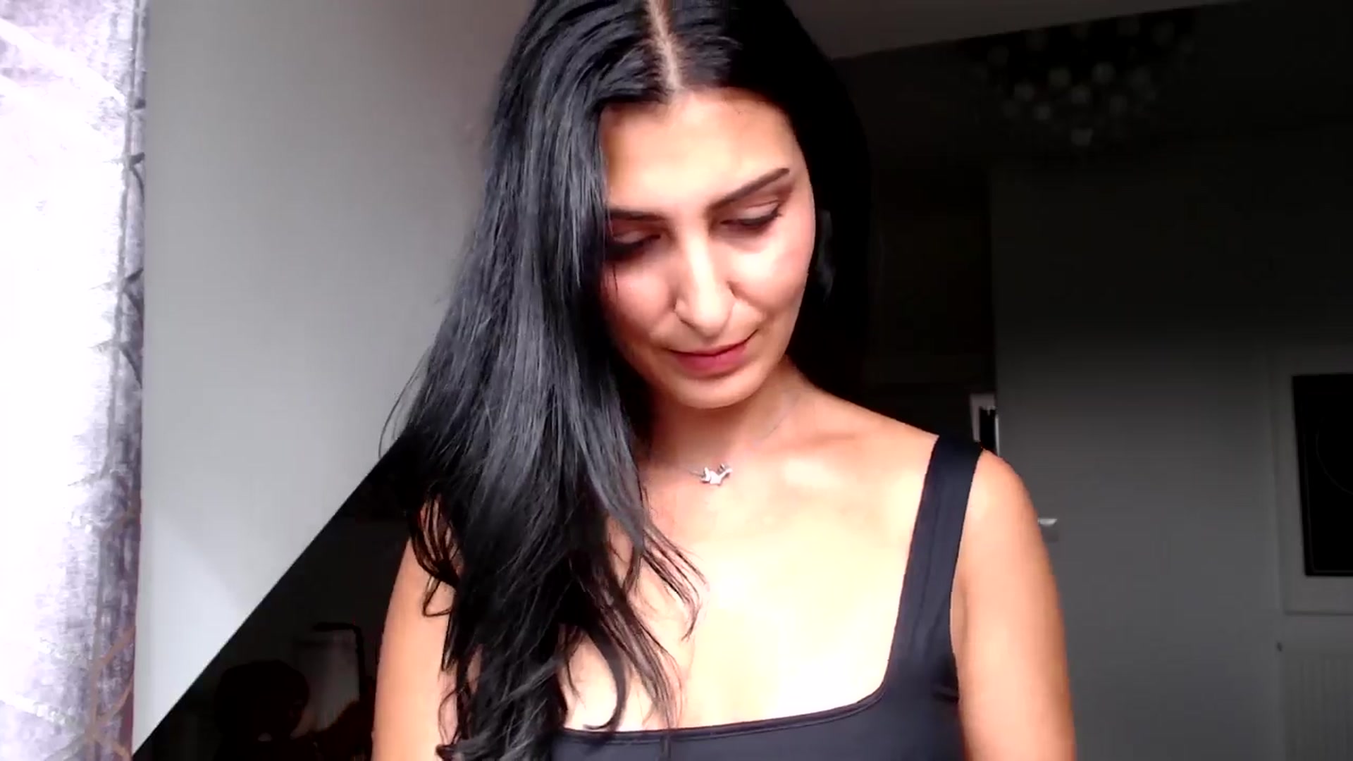 Gallery image thumbnail from Leyla2's myfreecams stream on, 09/06/2024, 10:07 image 8 of 20