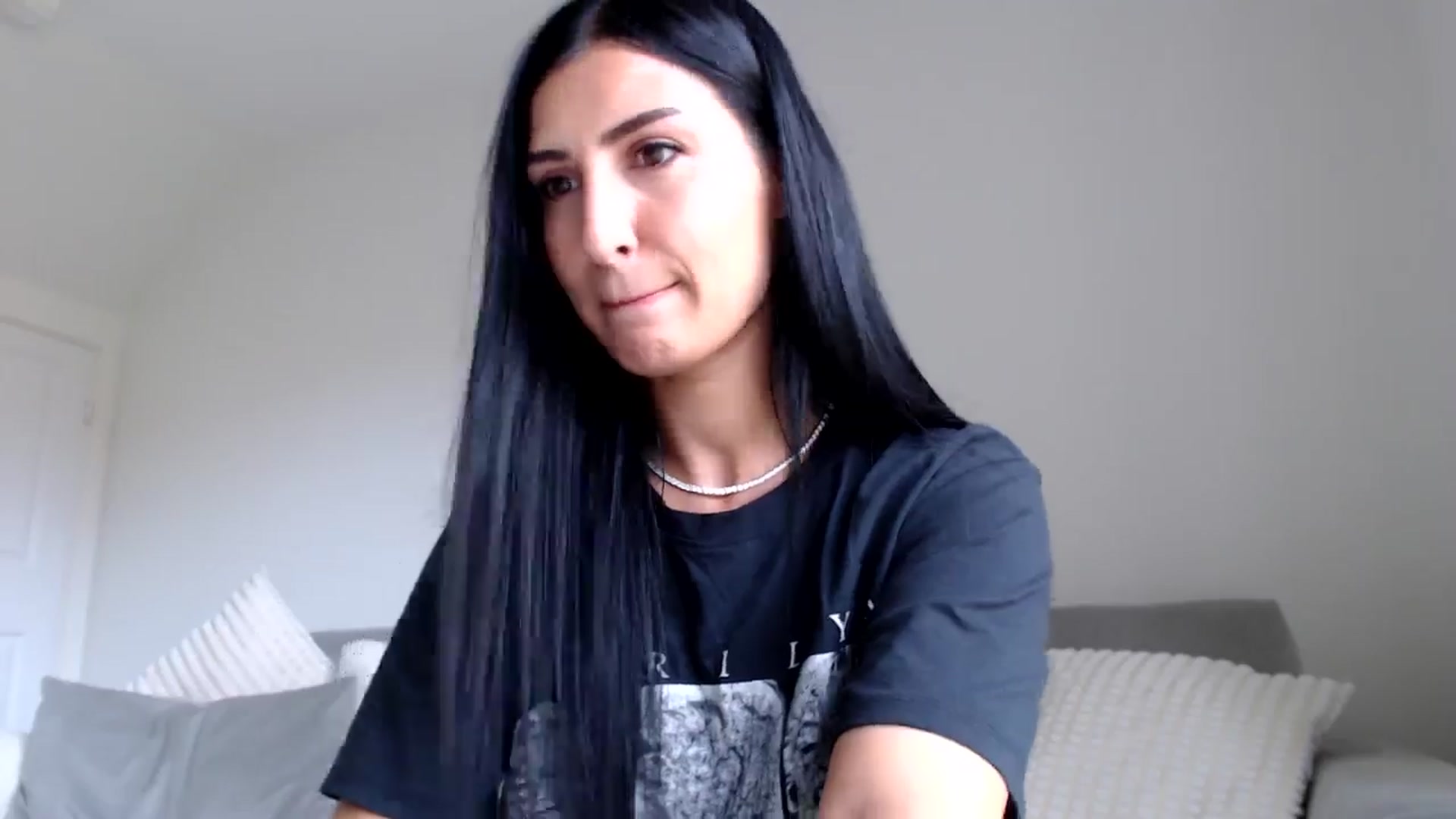 Gallery image thumbnail from Leyla2's myfreecams stream on, 09/12/2024, 10:19 image 9 of 20