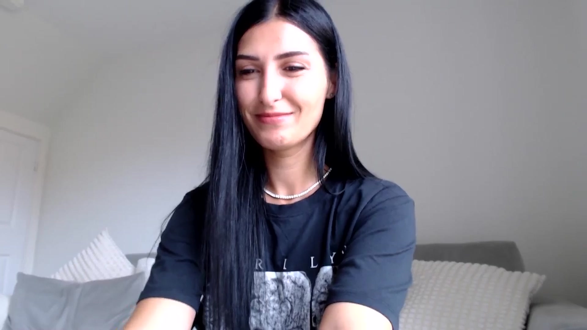 Gallery image thumbnail from Leyla2's myfreecams stream on, 09/12/2024, 10:19 image 5 of 20