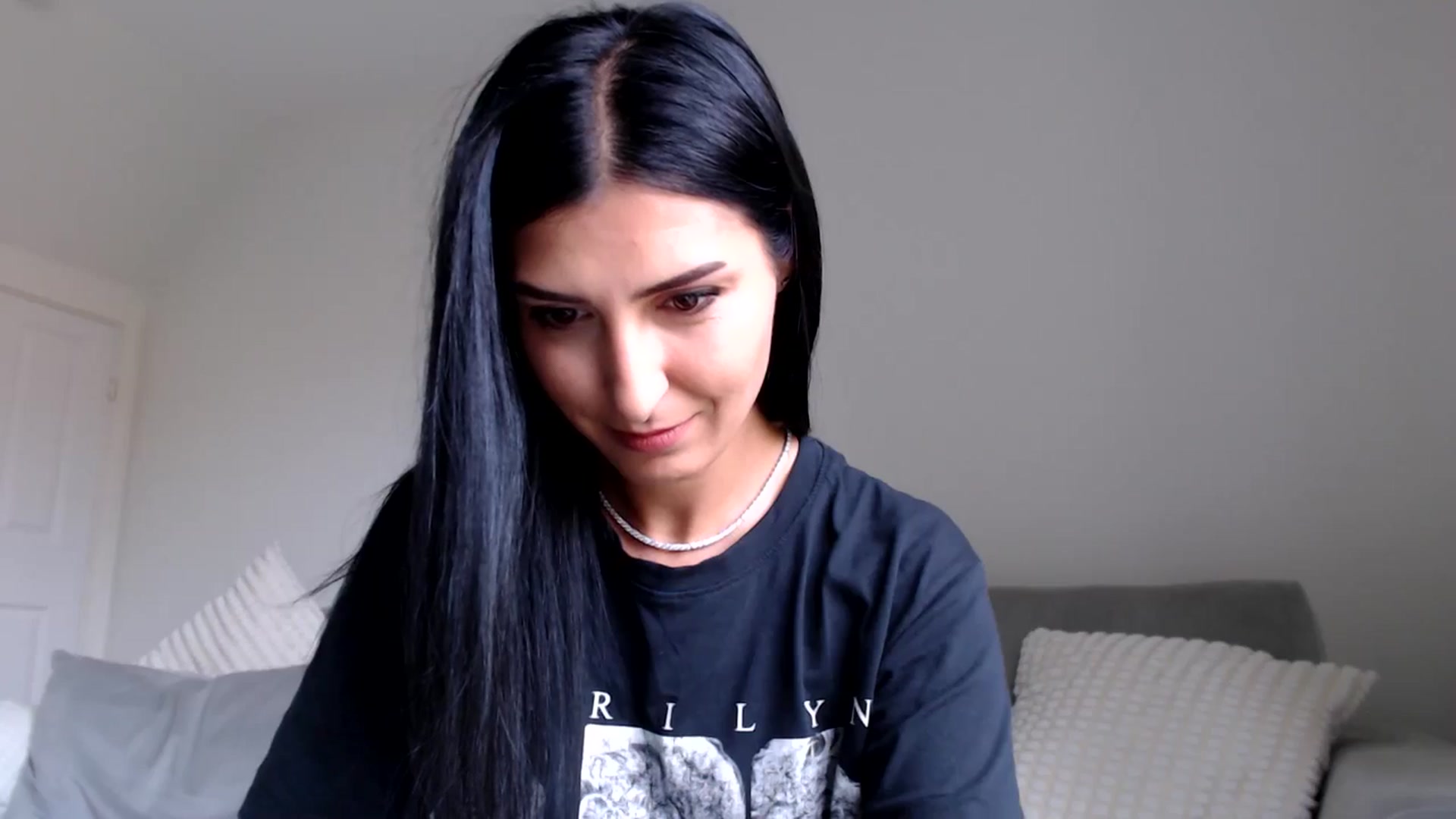 Gallery image thumbnail from Leyla2's myfreecams stream on, 09/12/2024, 11:05 image 6 of 20