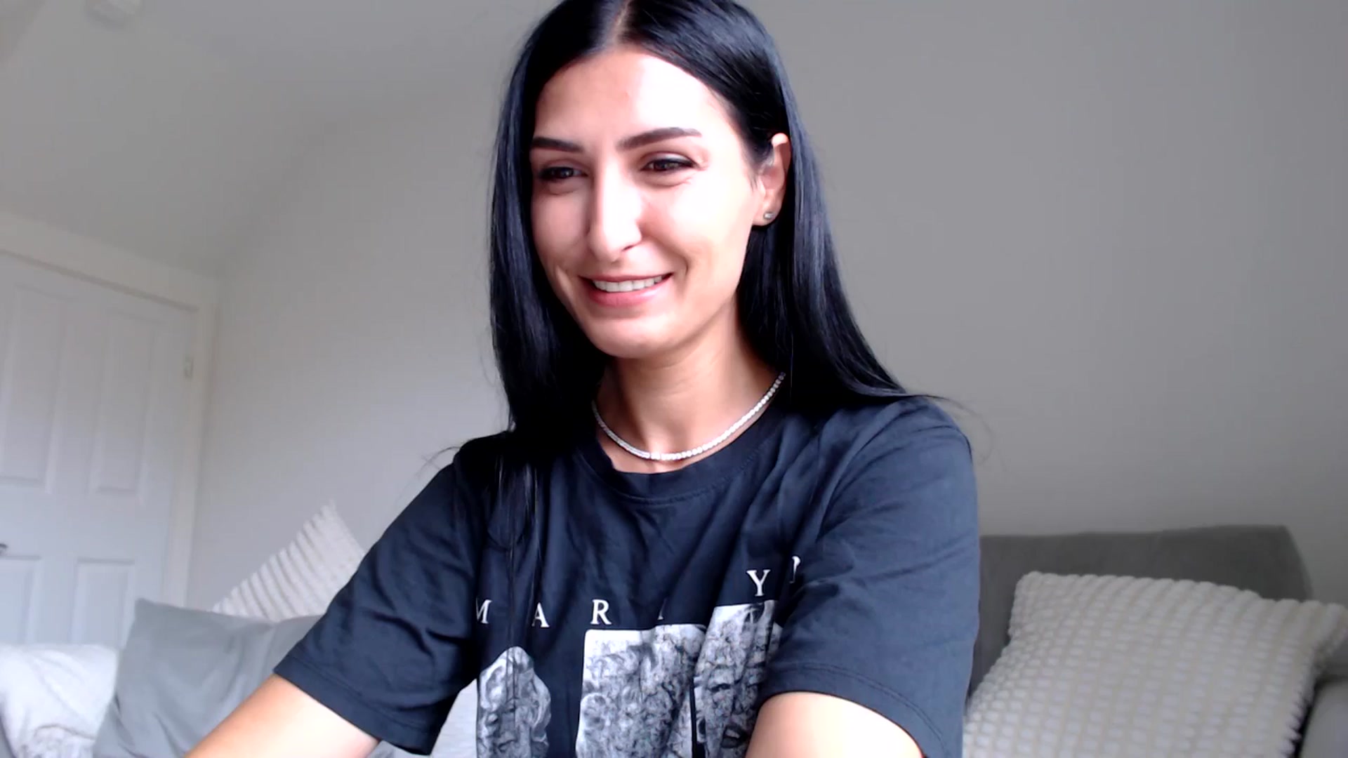Gallery image thumbnail from Leyla2's myfreecams stream on, 09/12/2024, 11:05 image 1 of 20