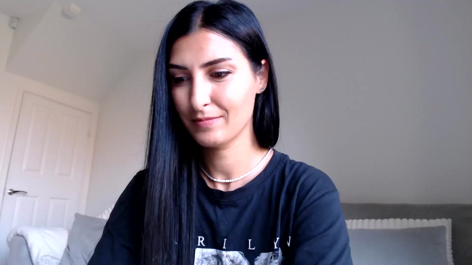 Gallery image thumbnail from Leyla2's myfreecams stream on, 09/12/2024, 12:13 image 16 of 20