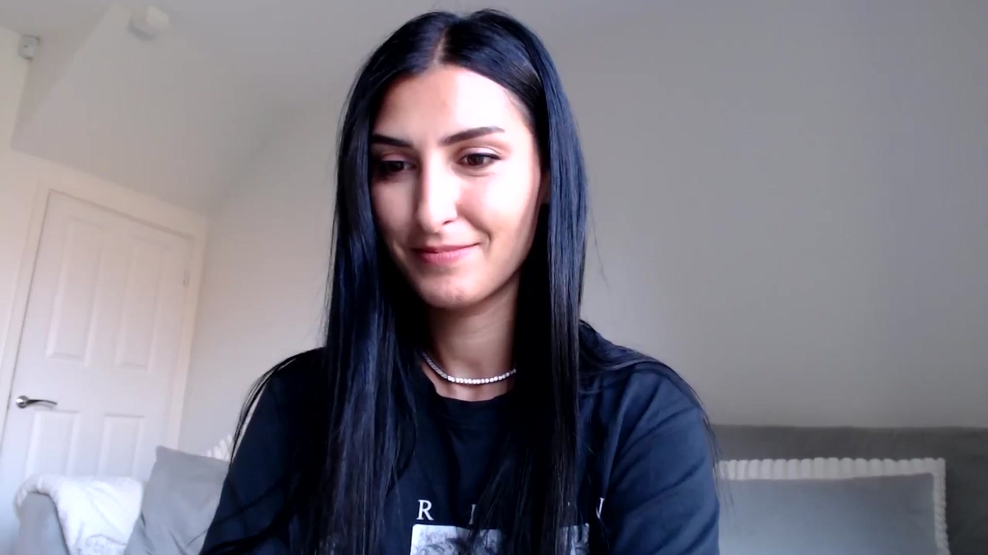 Gallery image thumbnail from Leyla2's myfreecams stream on, 09/12/2024, 12:13 image 18 of 20