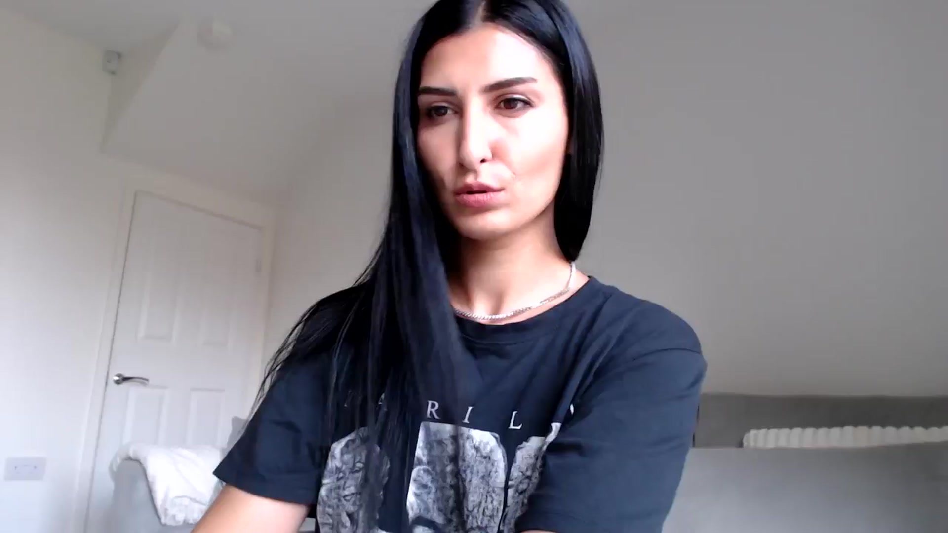 Gallery image thumbnail from Leyla2's myfreecams stream on, 09/12/2024, 12:13 image 11 of 20