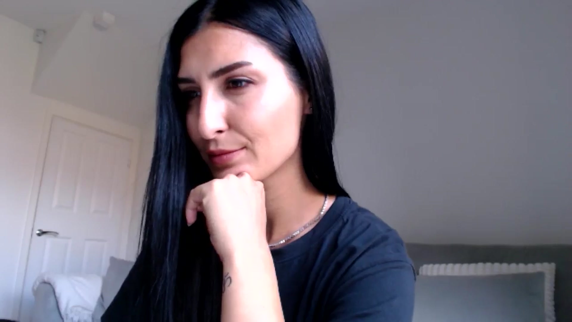 Gallery image thumbnail from Leyla2's myfreecams stream on, 09/12/2024, 13:09 image 20 of 20