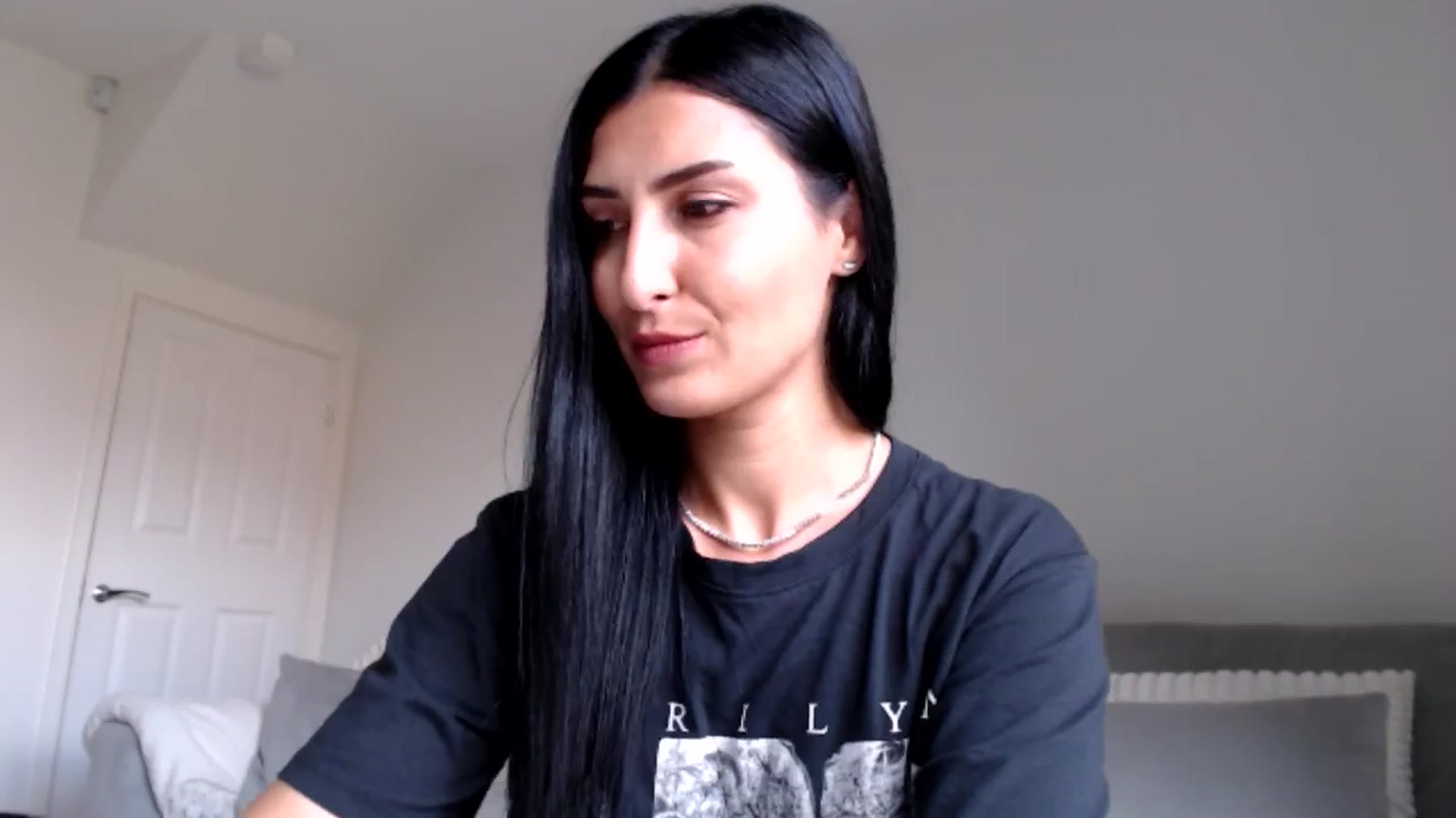 Gallery image thumbnail from Leyla2's myfreecams stream on, 09/12/2024, 13:09 image 19 of 20