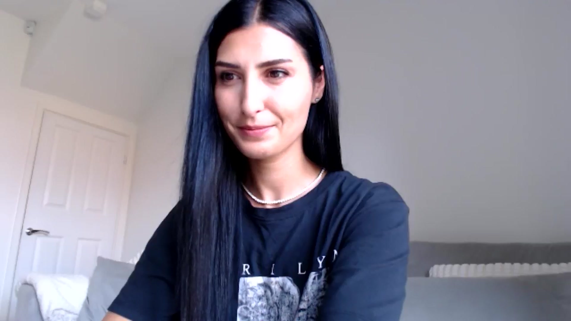 Gallery image thumbnail from Leyla2's myfreecams stream on, 09/12/2024, 13:09 image 2 of 20