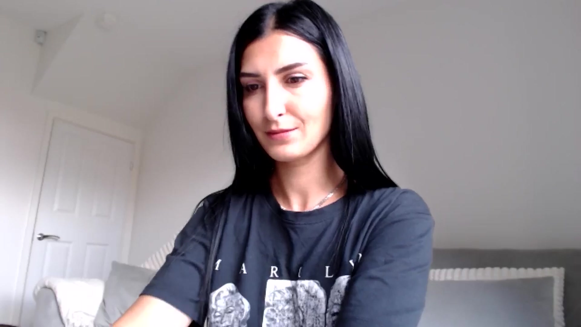 Gallery image thumbnail from Leyla2's myfreecams stream on, 09/12/2024, 13:09 image 17 of 20