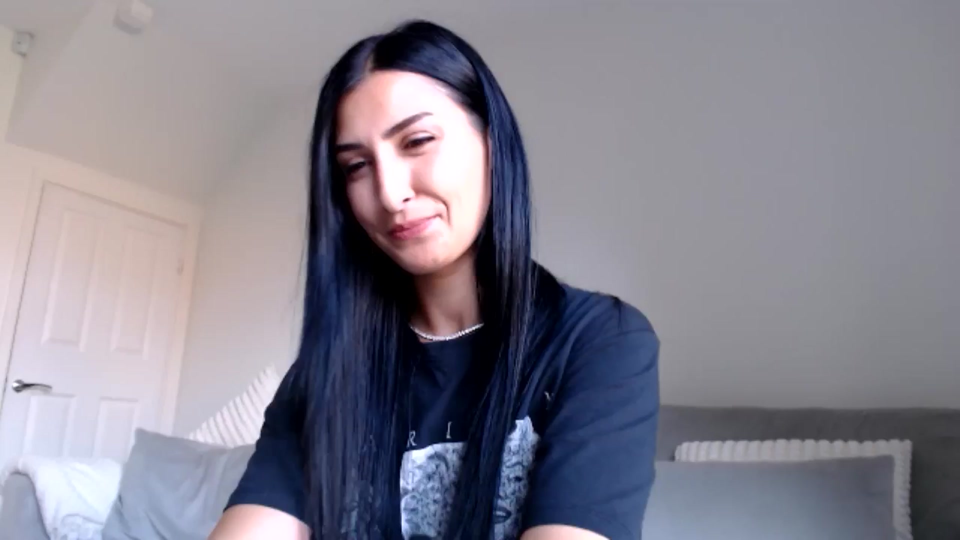 Gallery image thumbnail from Leyla2's myfreecams stream on, 09/12/2024, 13:09 image 12 of 20