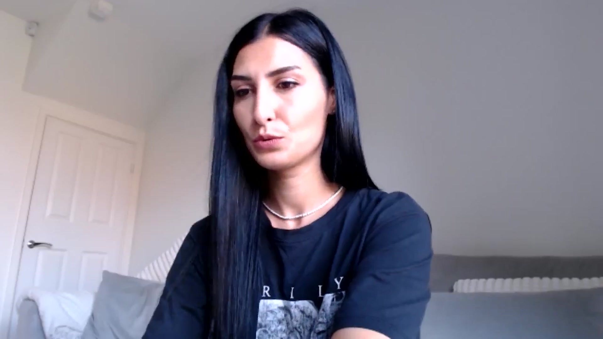 Gallery image thumbnail from Leyla2's myfreecams stream on, 09/12/2024, 13:09 image 7 of 20