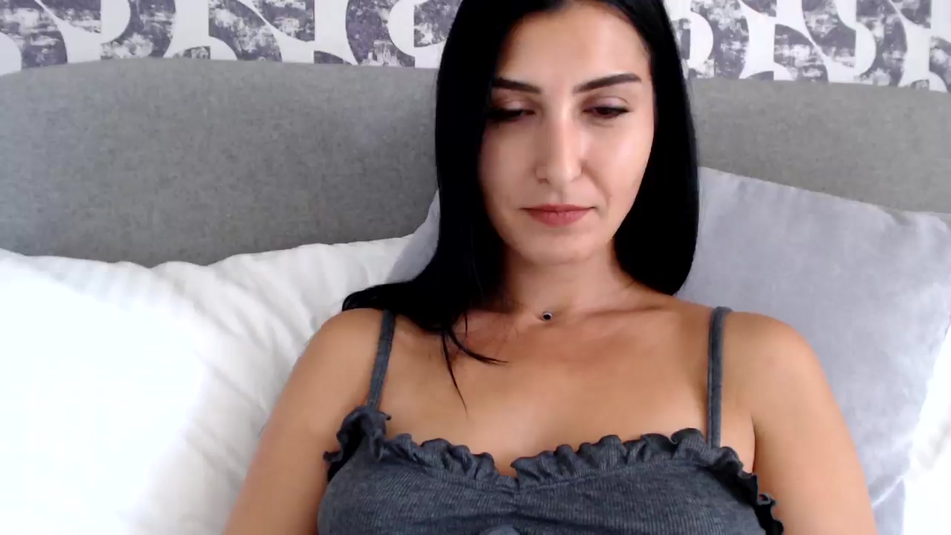Gallery image thumbnail from Leyla2's myfreecams stream on, 09/13/2024, 13:17 image 6 of 20