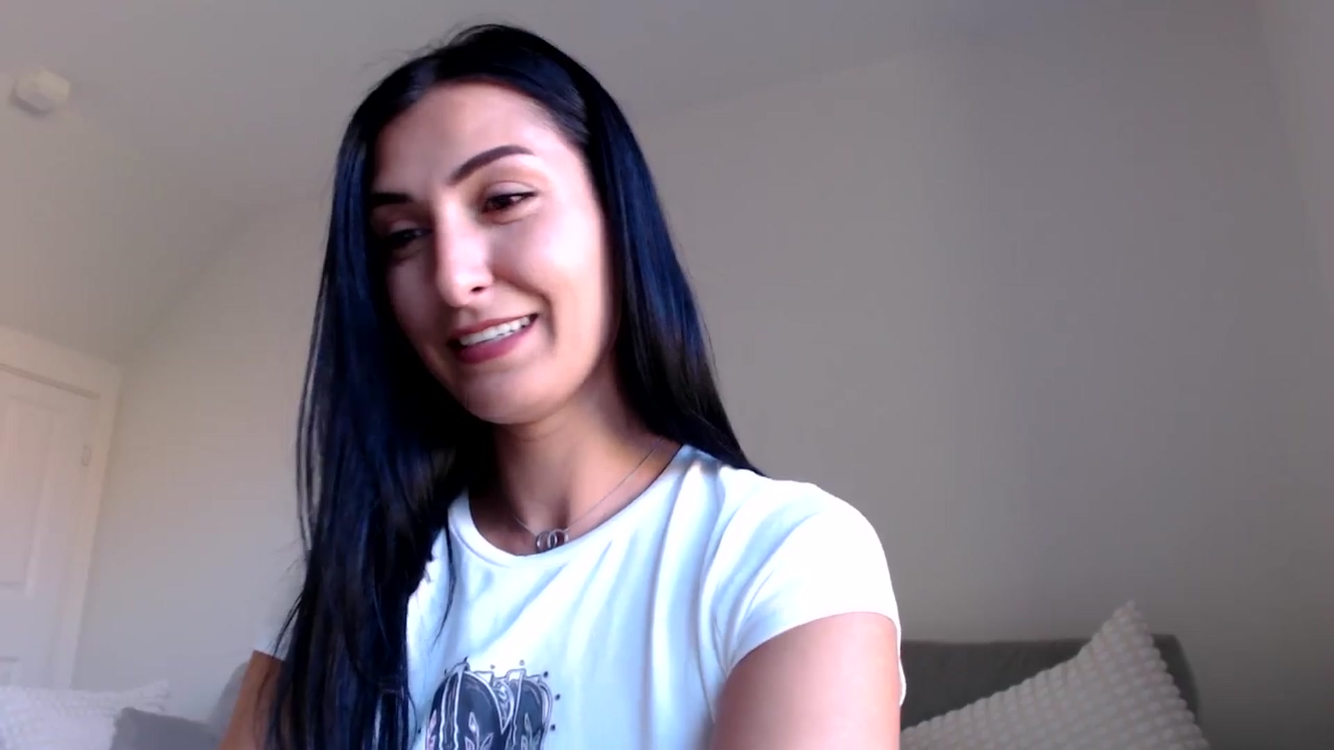 Gallery image thumbnail from Leyla2's myfreecams stream on, 09/16/2024, 11:49 image 6 of 20