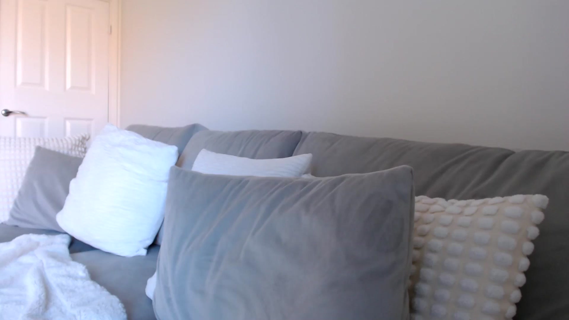 Gallery image thumbnail from Leyla2's myfreecams stream on, 09/16/2024, 11:49 image 18 of 20