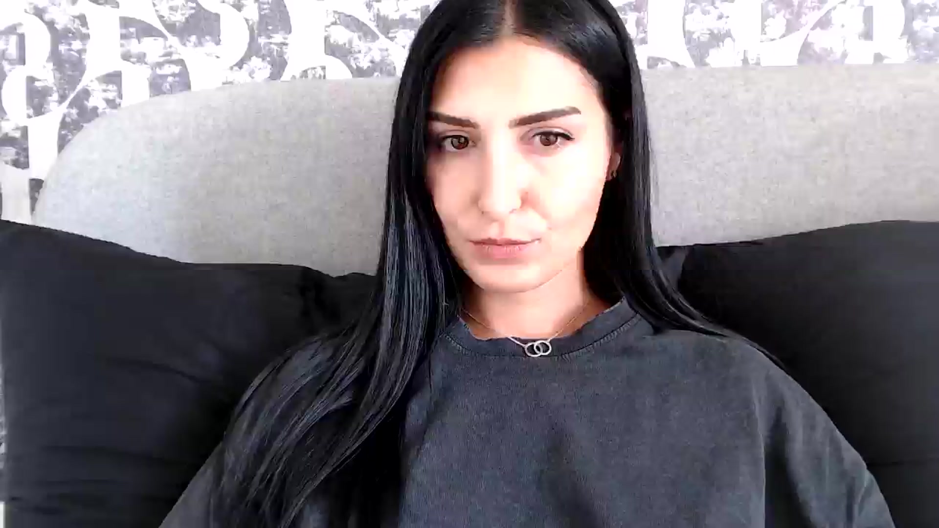 Gallery image thumbnail from Leyla2's myfreecams stream on, 09/18/2024, 12:46 image 20 of 20
