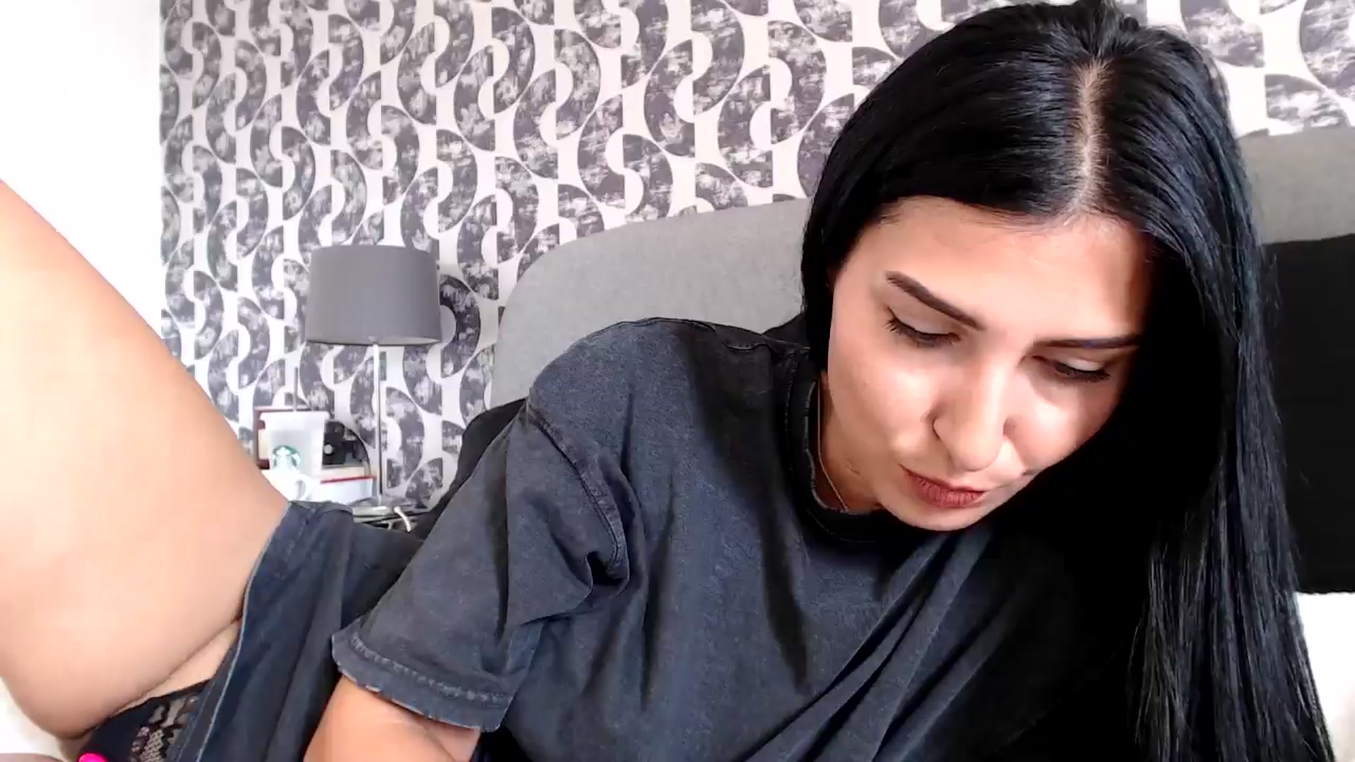 Gallery image thumbnail from Leyla2's myfreecams stream on, 09/18/2024, 12:46 image 17 of 20
