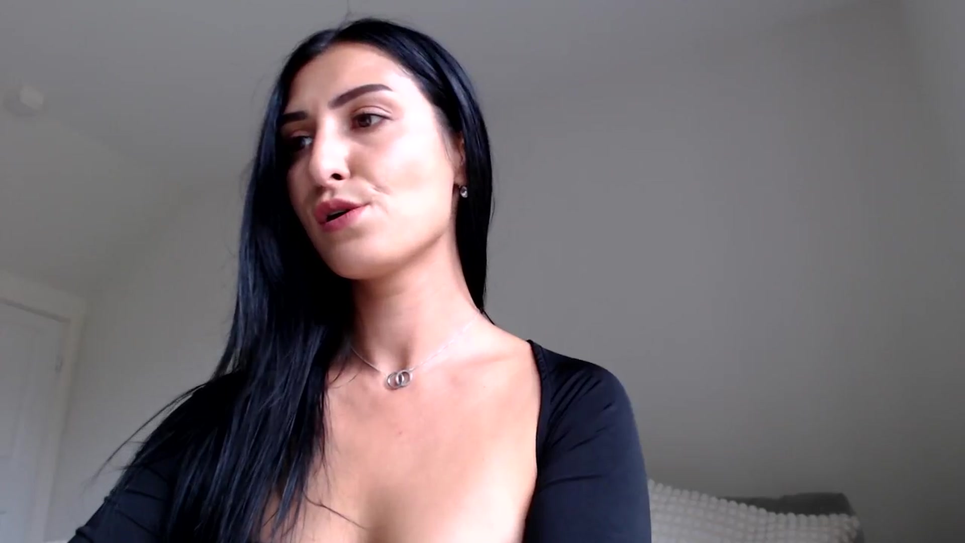 Gallery image thumbnail from Leyla2's myfreecams stream on, 09/19/2024, 12:31 image 2 of 20