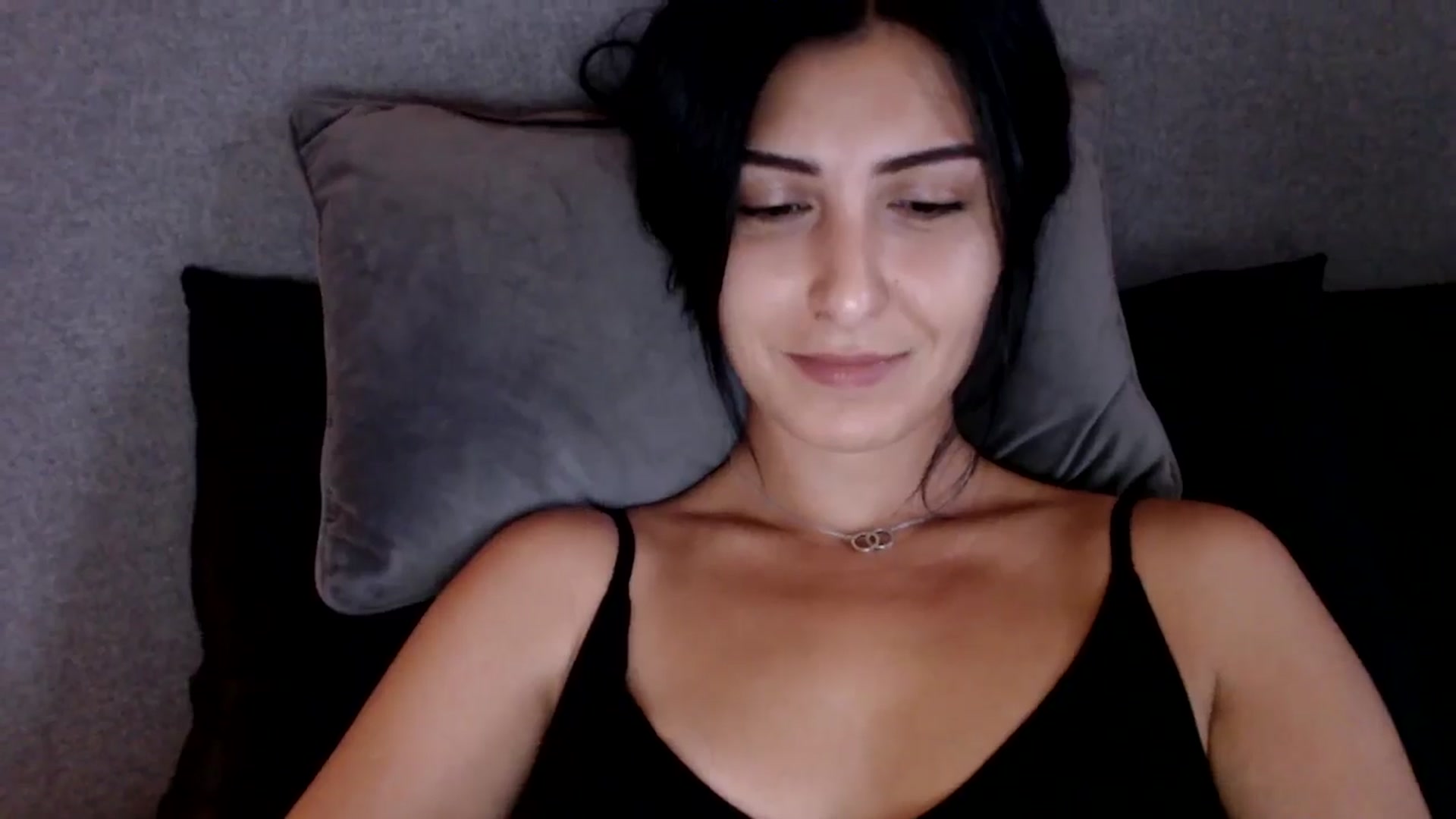 Gallery image thumbnail from Leyla2's myfreecams stream on, 09/20/2024, 09:43 image 2 of 20