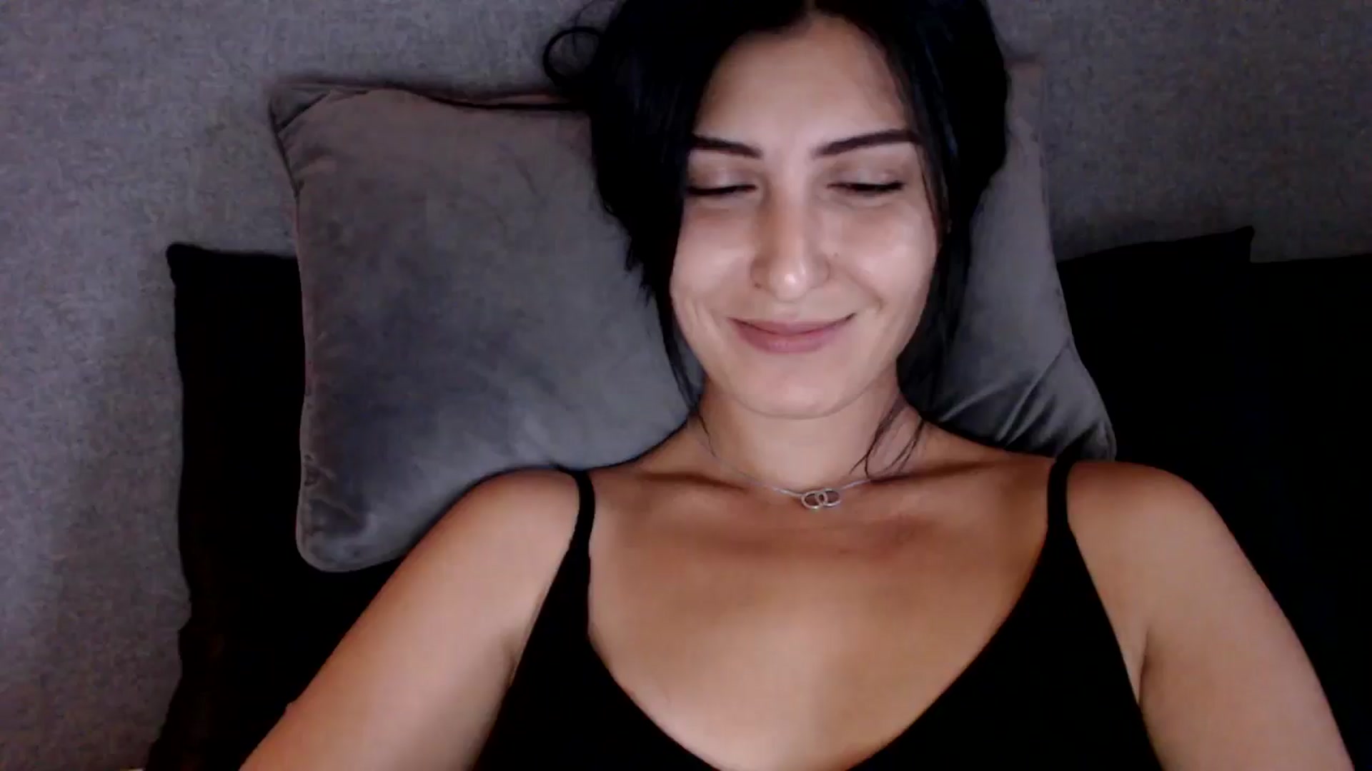 Gallery image thumbnail from Leyla2's myfreecams stream on, 09/20/2024, 09:43 image 3 of 20