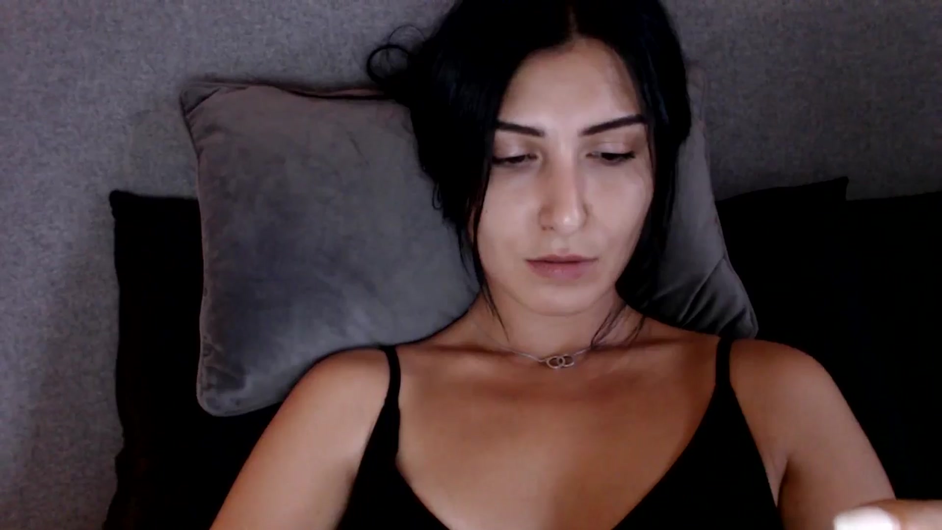 Gallery image thumbnail from Leyla2's myfreecams stream on, 09/20/2024, 09:43 image 4 of 20