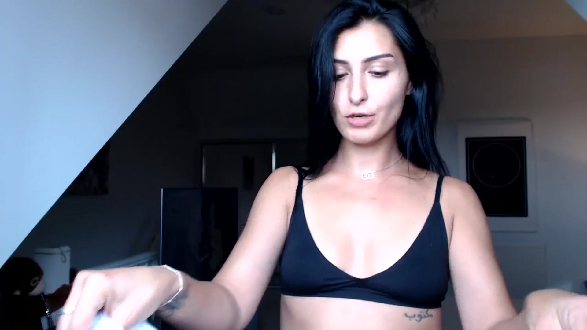 Gallery image thumbnail from Leyla2's myfreecams stream on, 09/20/2024, 11:26 image 18 of 20