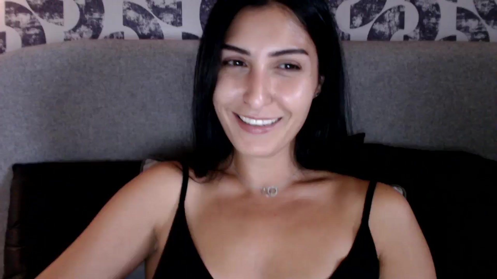 Gallery image thumbnail from Leyla2's myfreecams stream on, 09/20/2024, 12:53 image 16 of 20