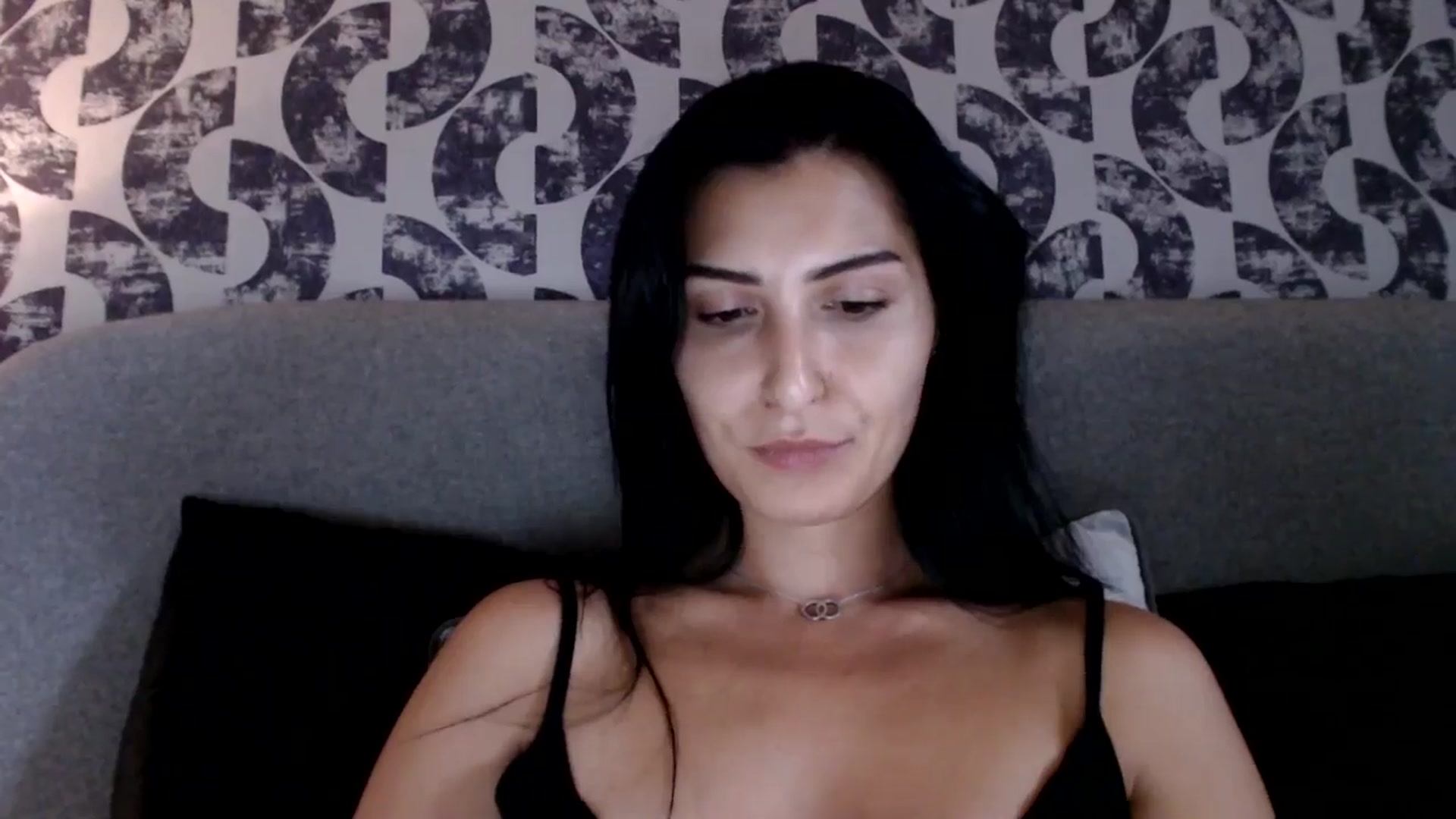 Gallery image thumbnail from Leyla2's myfreecams stream on, 09/20/2024, 13:45 image 9 of 20