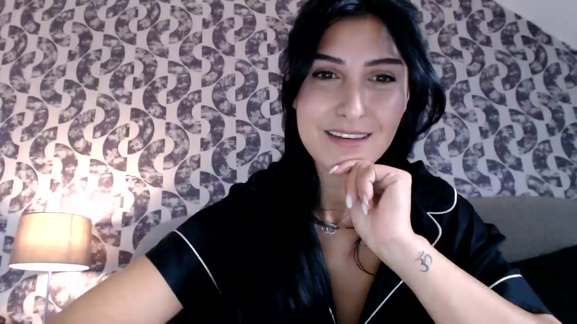 Gallery image thumbnail from Leyla2's myfreecams stream on, 09/23/2024, 10:49 image 16 of 20