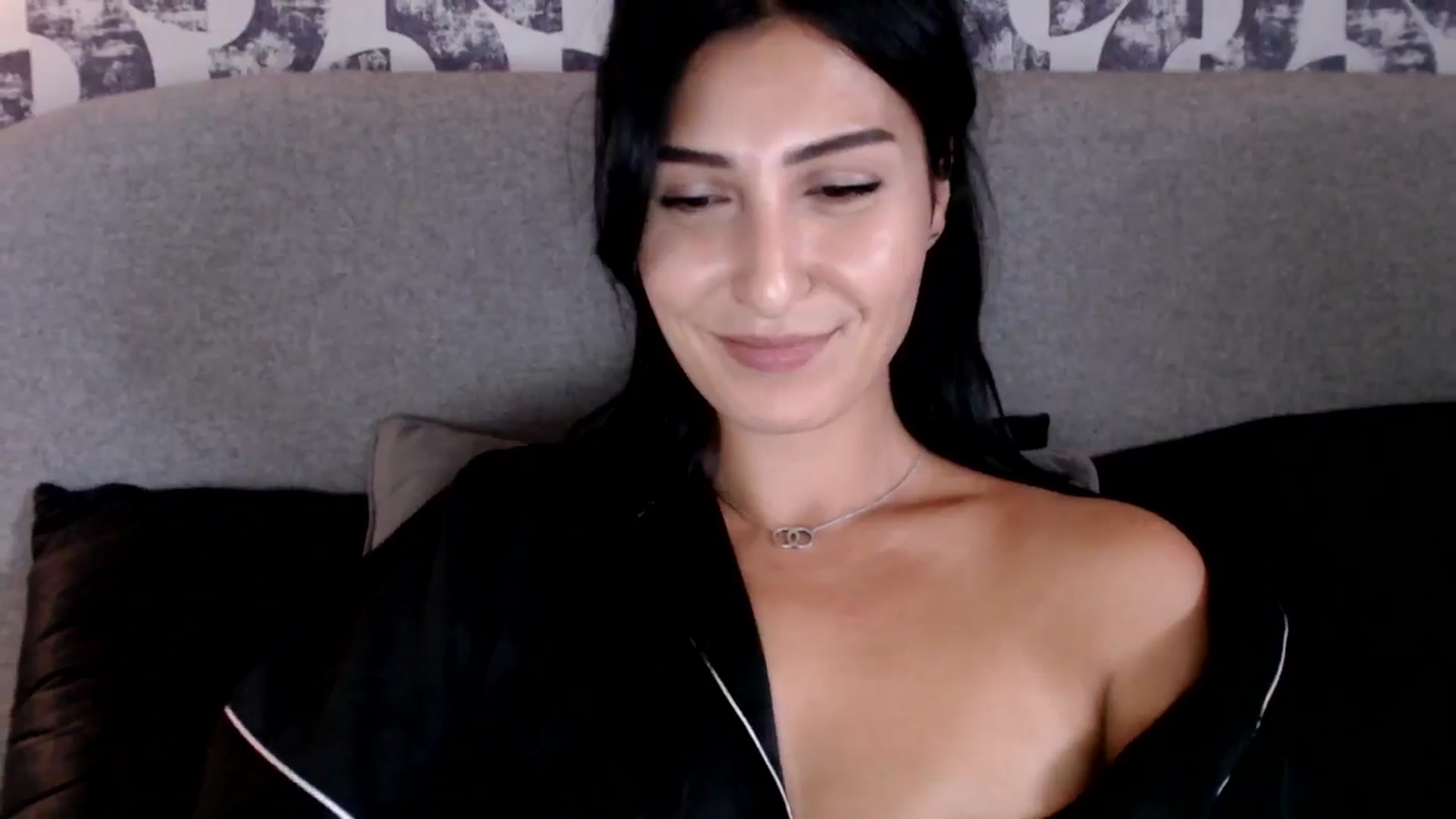Gallery image thumbnail from Leyla2's myfreecams stream on, 09/23/2024, 11:56 image 4 of 20