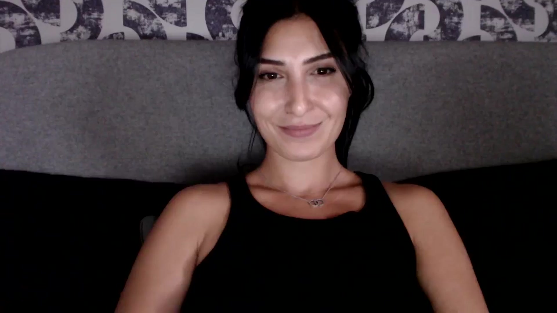Gallery image thumbnail from Leyla2's myfreecams stream on, 09/23/2024, 14:54 image 7 of 20