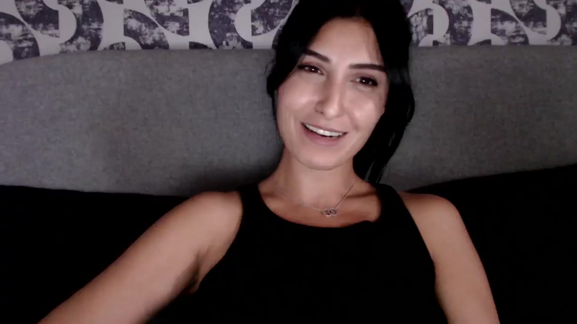 Gallery image thumbnail from Leyla2's myfreecams stream on, 09/23/2024, 14:54 image 8 of 20