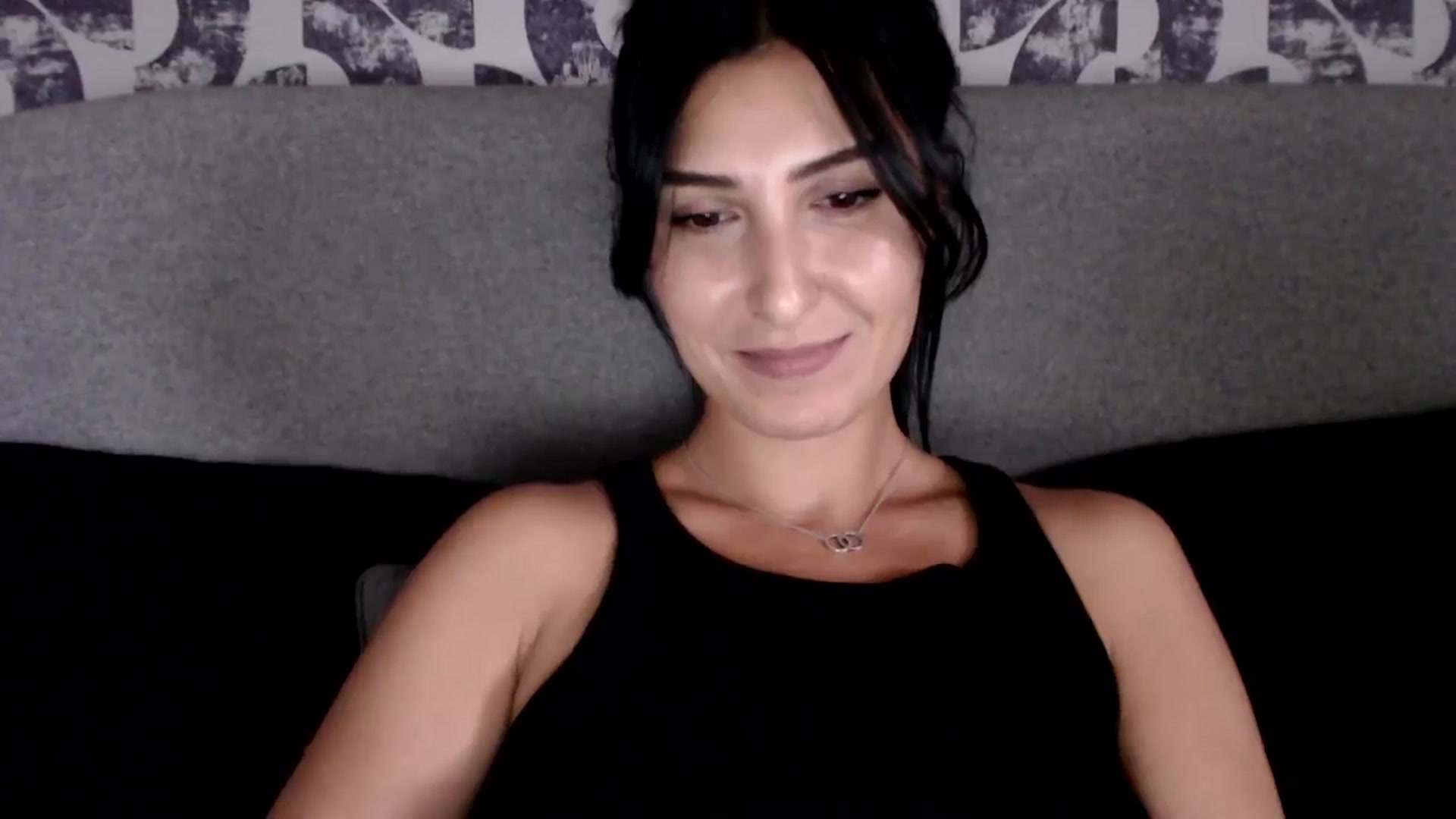 Gallery image thumbnail from Leyla2's myfreecams stream on, 09/23/2024, 14:54 image 14 of 20