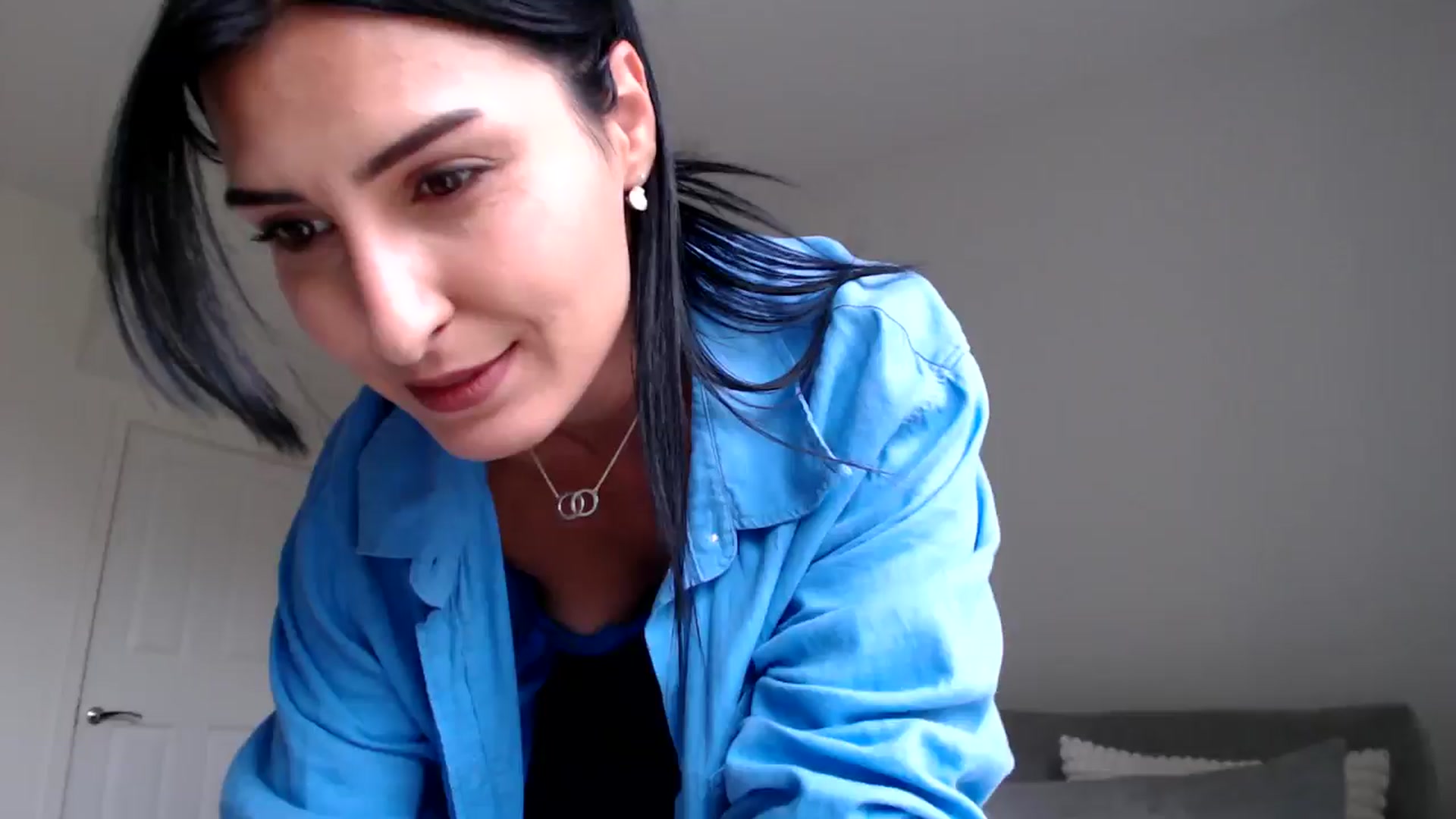Gallery image thumbnail from Leyla2's myfreecams stream on, 09/25/2024, 12:59 image 6 of 20