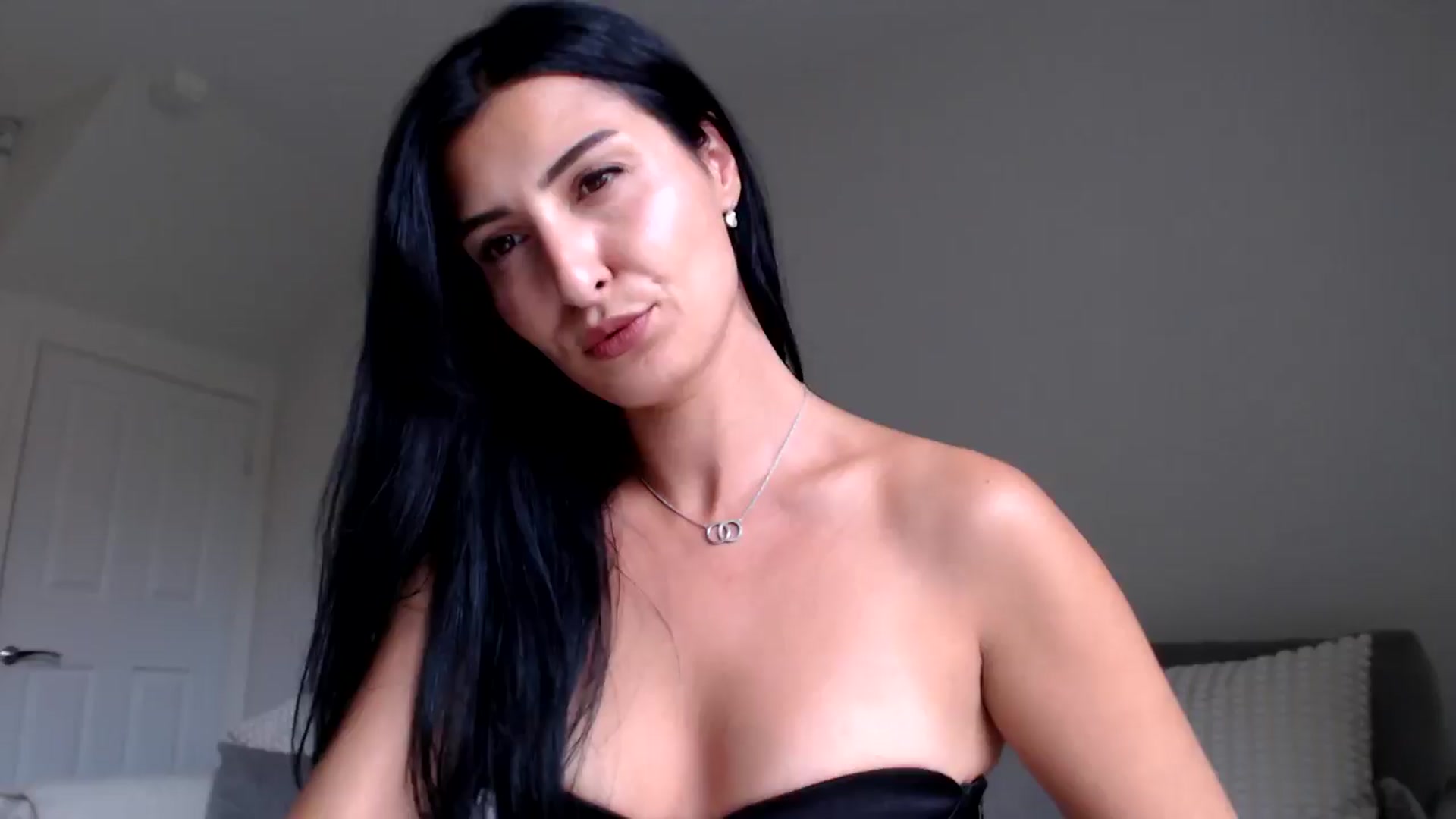 Gallery image thumbnail from Leyla2's myfreecams stream on, 09/26/2024, 12:57 image 20 of 20