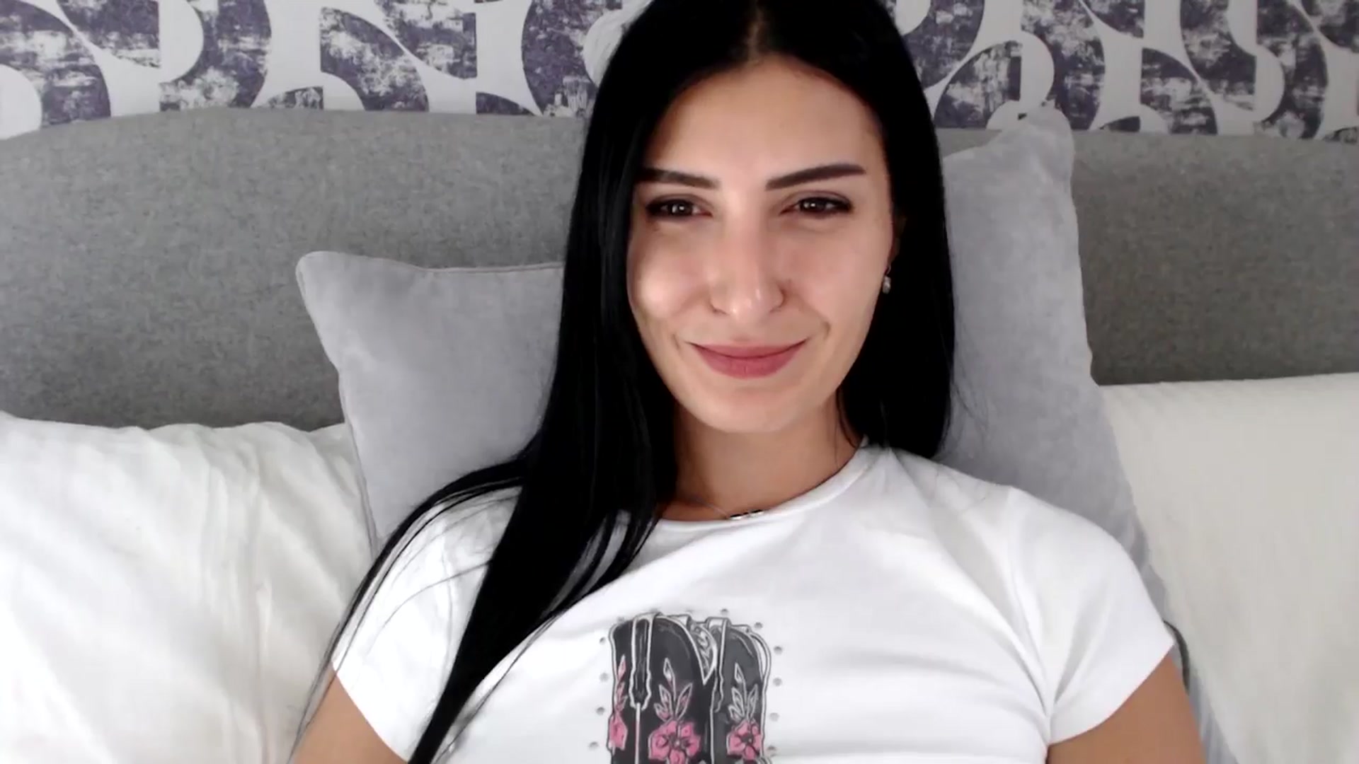 Gallery image thumbnail from Leyla2's myfreecams stream on, 09/30/2024, 14:26 image 8 of 20