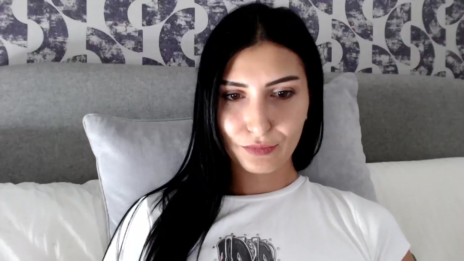 Gallery image thumbnail from Leyla2's myfreecams stream on, 09/30/2024, 14:26 image 10 of 20