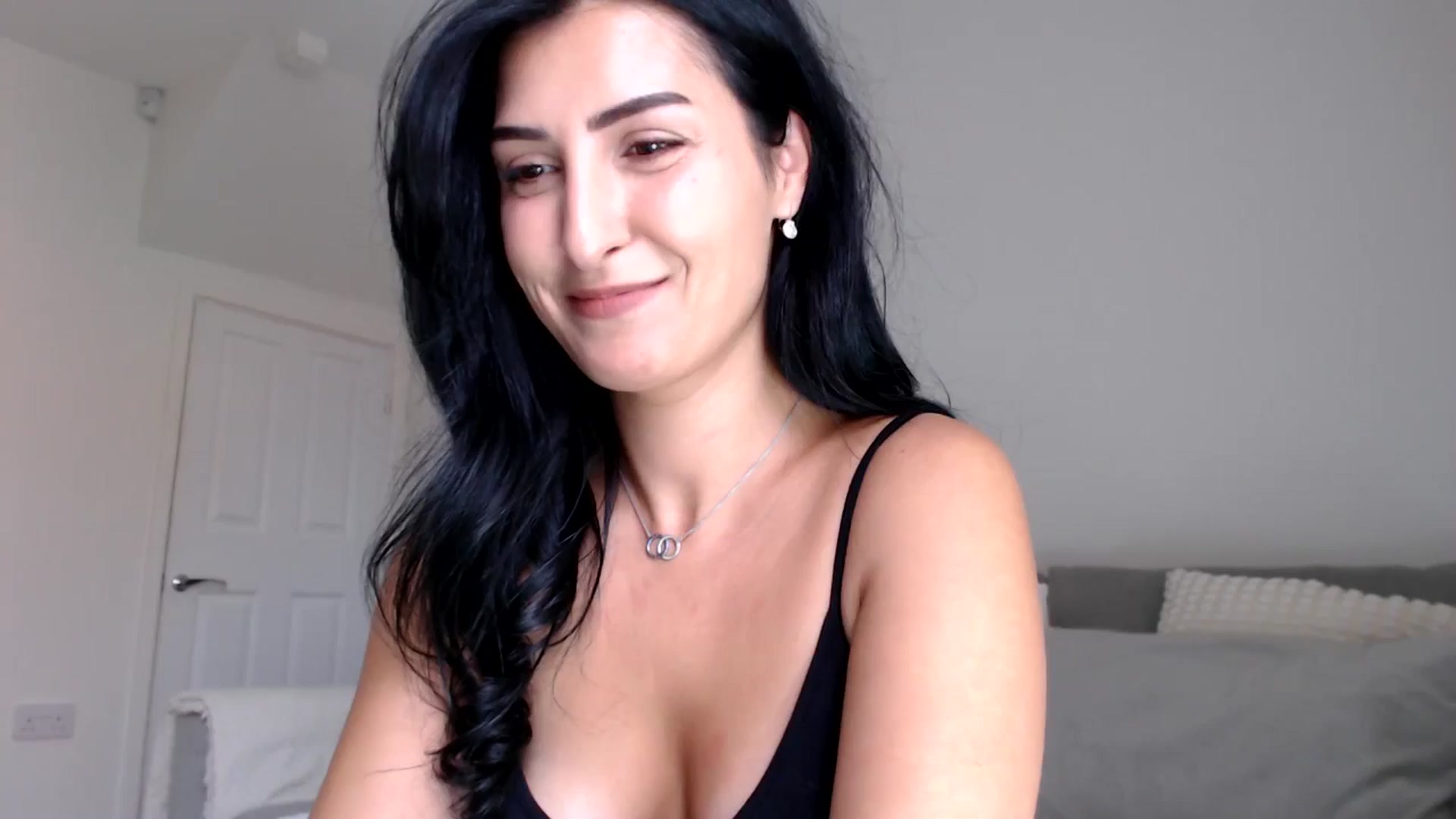 Gallery image thumbnail from Leyla2's myfreecams stream on, 10/03/2024, 11:16 image 2 of 20