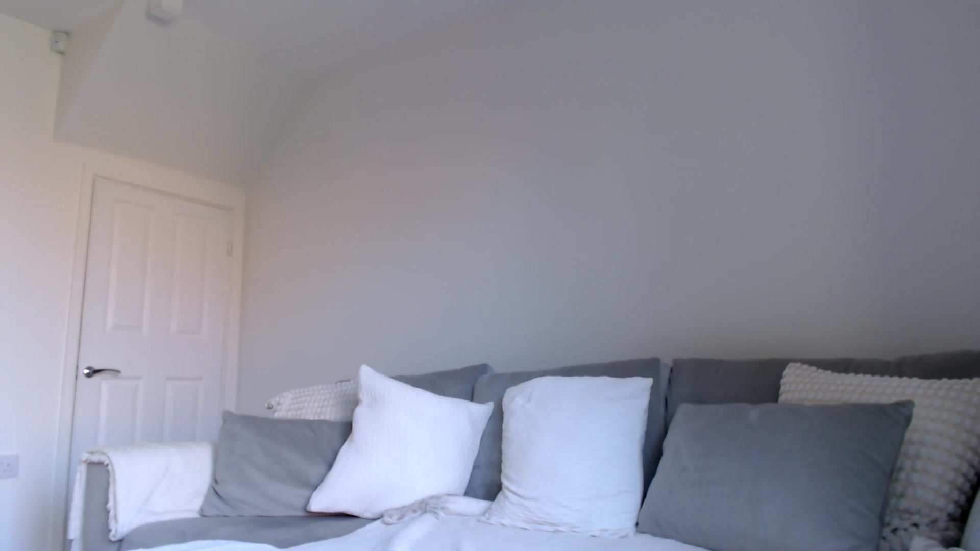 Gallery image thumbnail from Leyla2's myfreecams stream on, 10/04/2024, 10:41 image 5 of 20