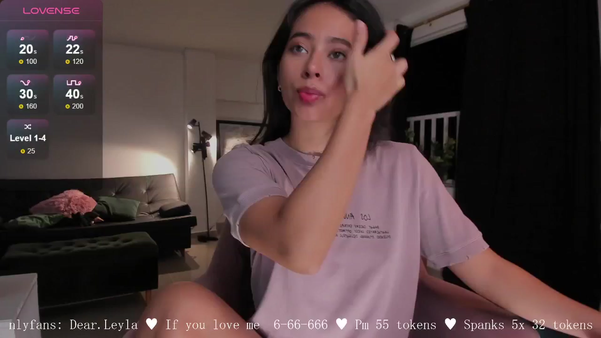 Gallery image thumbnail from LeylaGrey_'s myfreecams stream on, 07/16/2024, 03:22 image 6 of 20