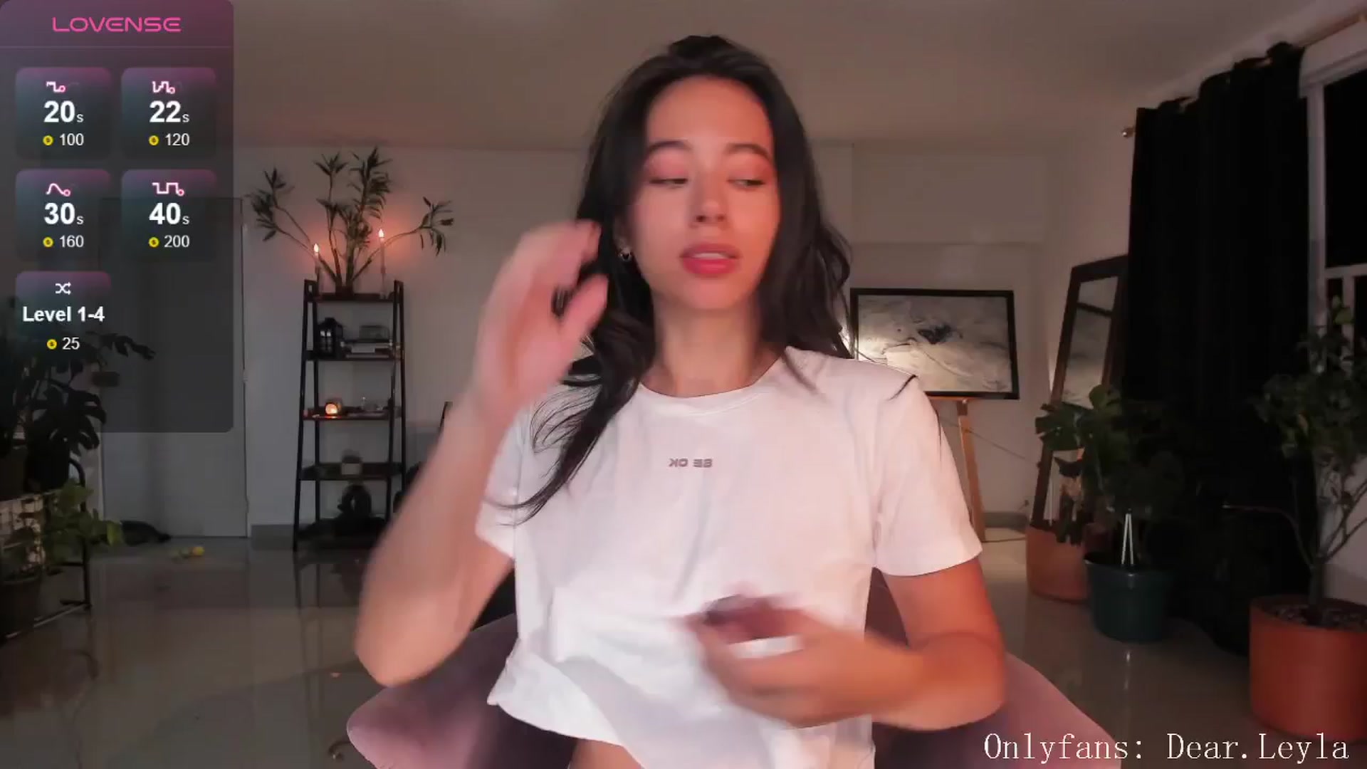 Gallery image thumbnail from LeylaGrey_'s myfreecams stream on, 07/18/2024, 03:46 image 15 of 20