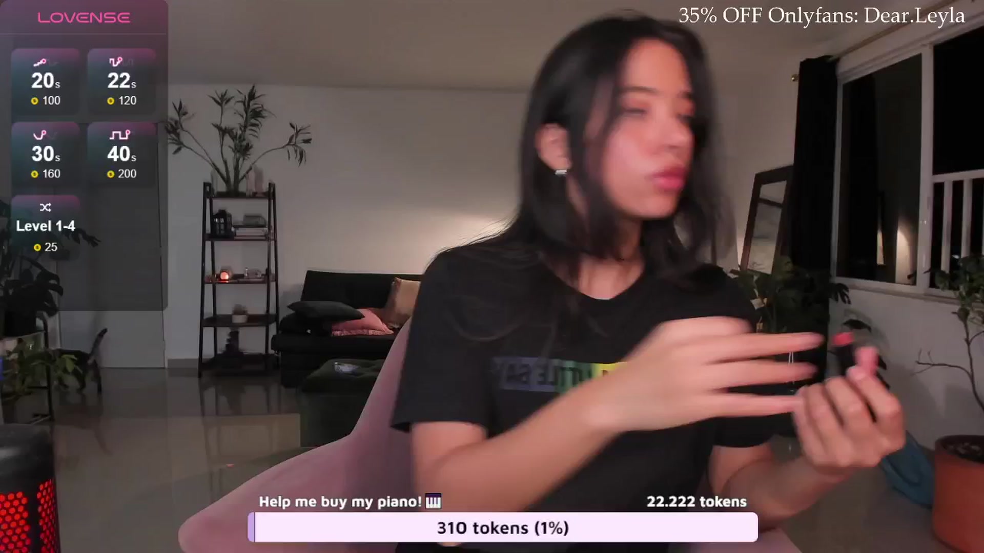 Gallery image thumbnail from LeylaGrey_'s myfreecams stream on, 07/24/2024, 02:24 image 16 of 20