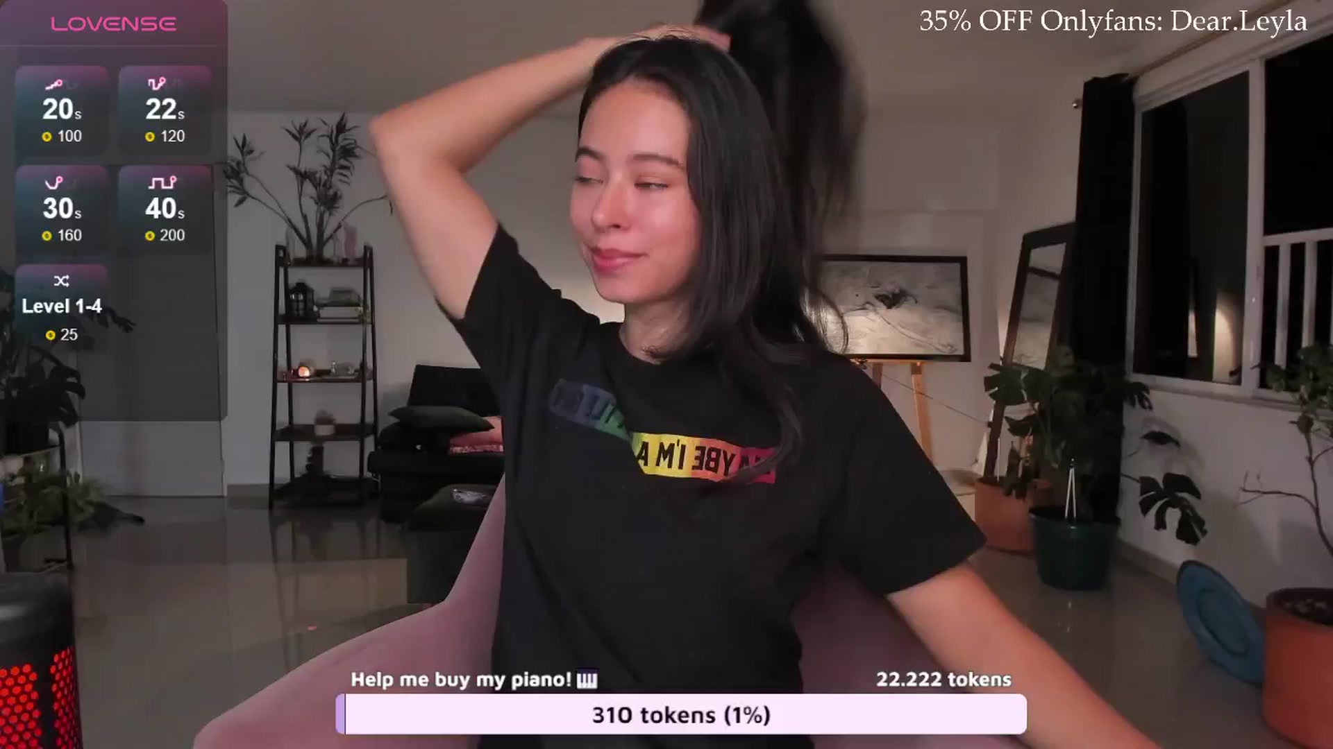 Gallery image thumbnail from LeylaGrey_'s myfreecams stream on, 07/24/2024, 02:24 image 19 of 20
