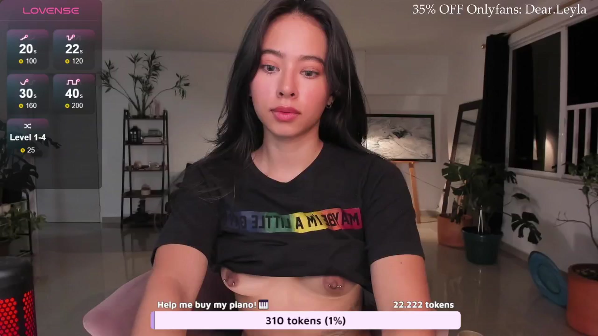 Gallery image thumbnail from LeylaGrey_'s myfreecams stream on, 07/24/2024, 02:56 image 2 of 20