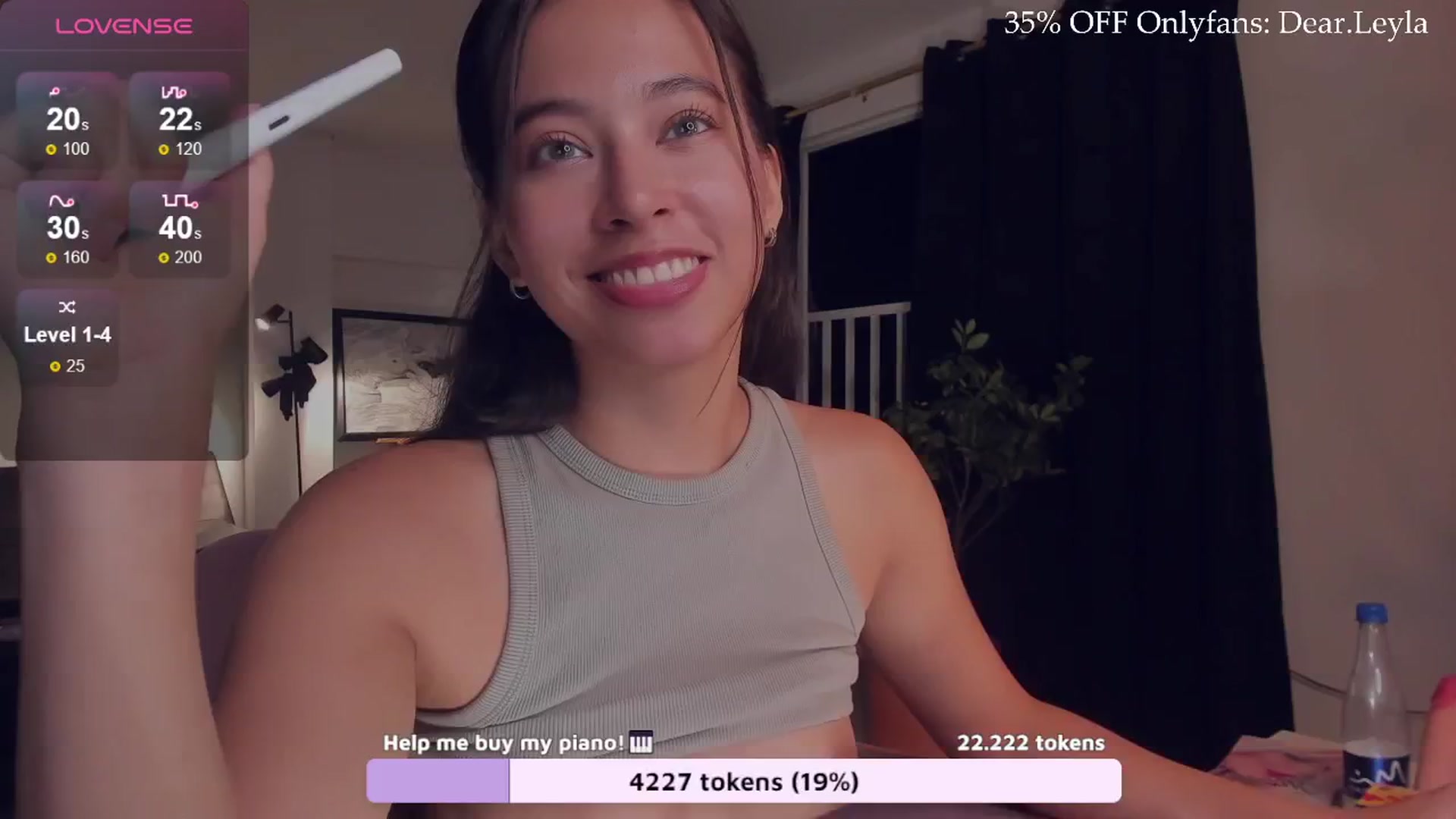 Gallery image thumbnail from LeylaGrey_'s myfreecams stream on, 07/25/2024, 02:42 image 19 of 20