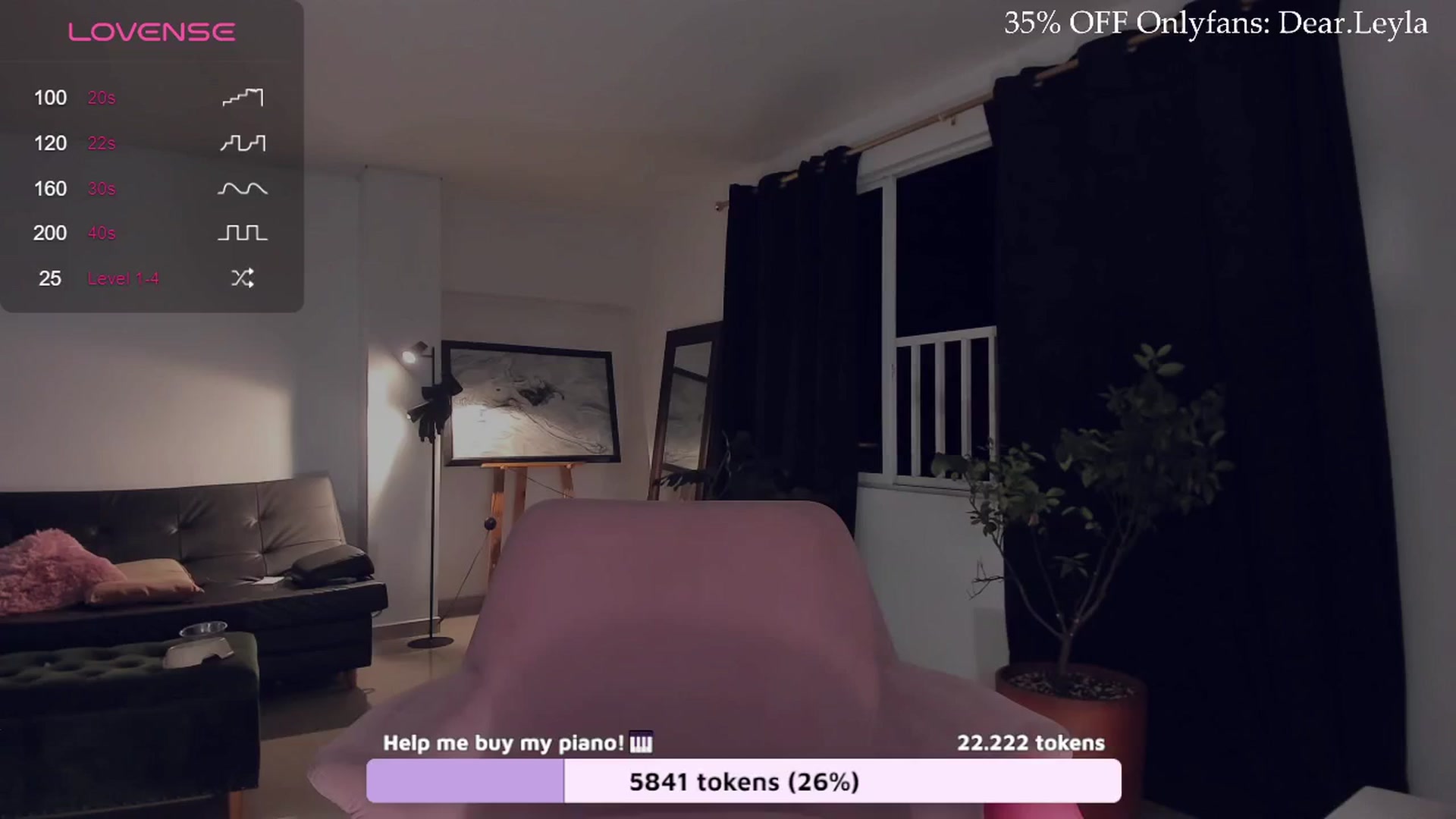 Gallery image thumbnail from LeylaGrey_'s myfreecams stream on, 07/28/2024, 04:11 image 17 of 20