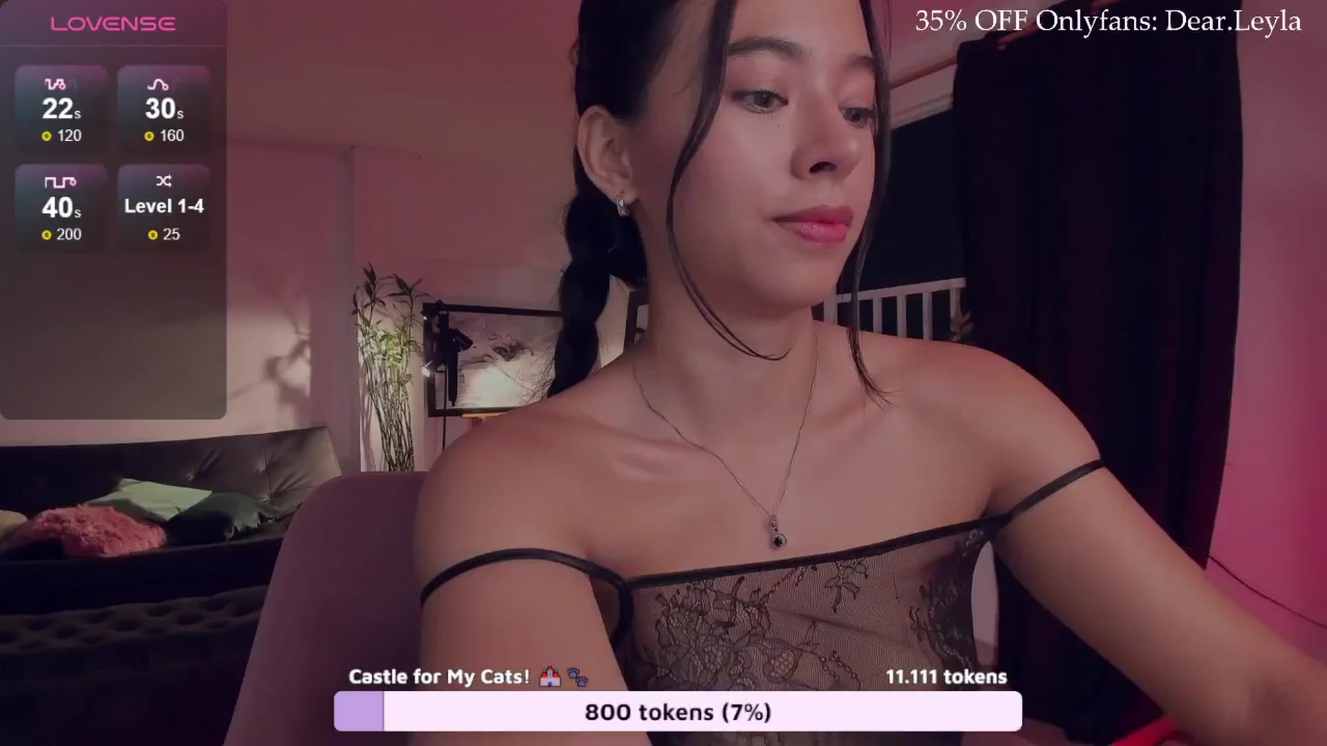 Gallery image thumbnail from LeylaGrey_'s myfreecams stream on, 08/06/2024, 02:00 image 15 of 20