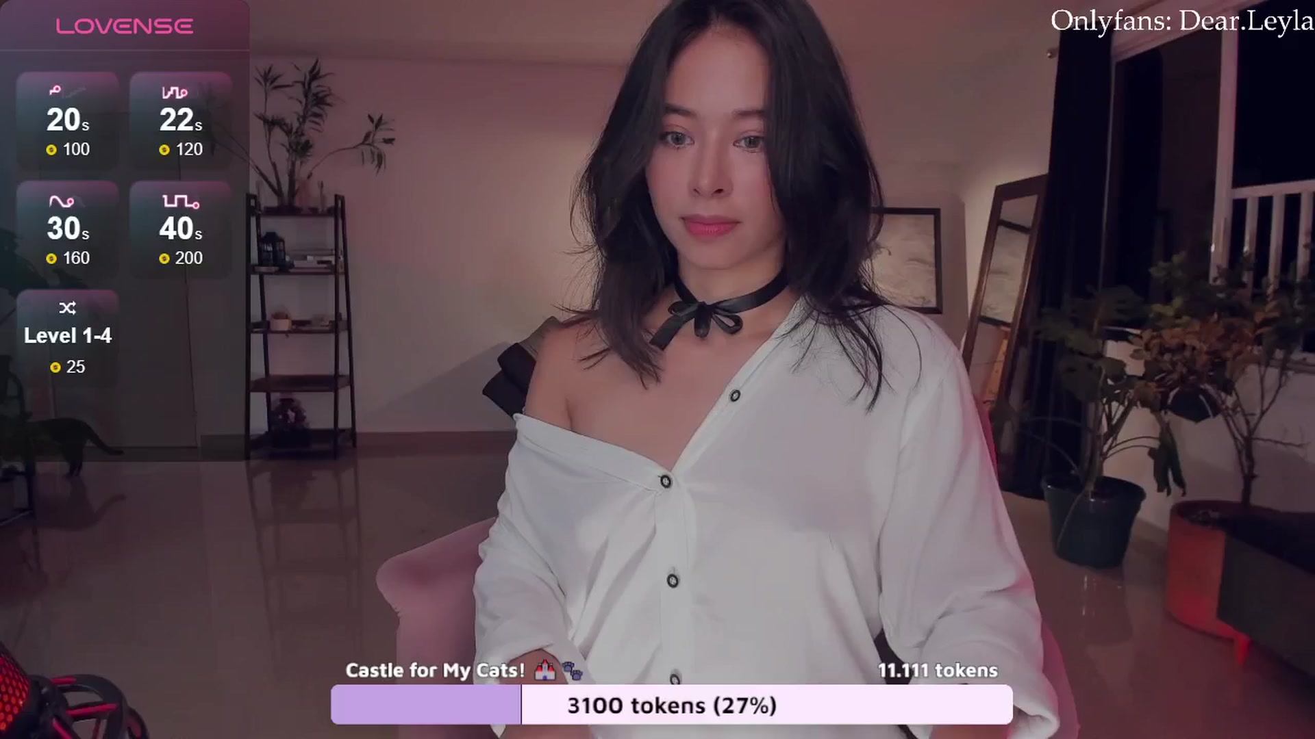 Gallery image thumbnail from LeylaGrey_'s myfreecams stream on, 08/18/2024, 04:06 image 5 of 20