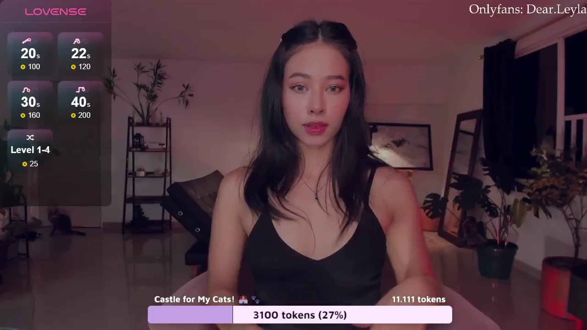 Gallery image thumbnail from LeylaGrey_'s myfreecams stream on, 08/29/2024, 02:27 image 1 of 20