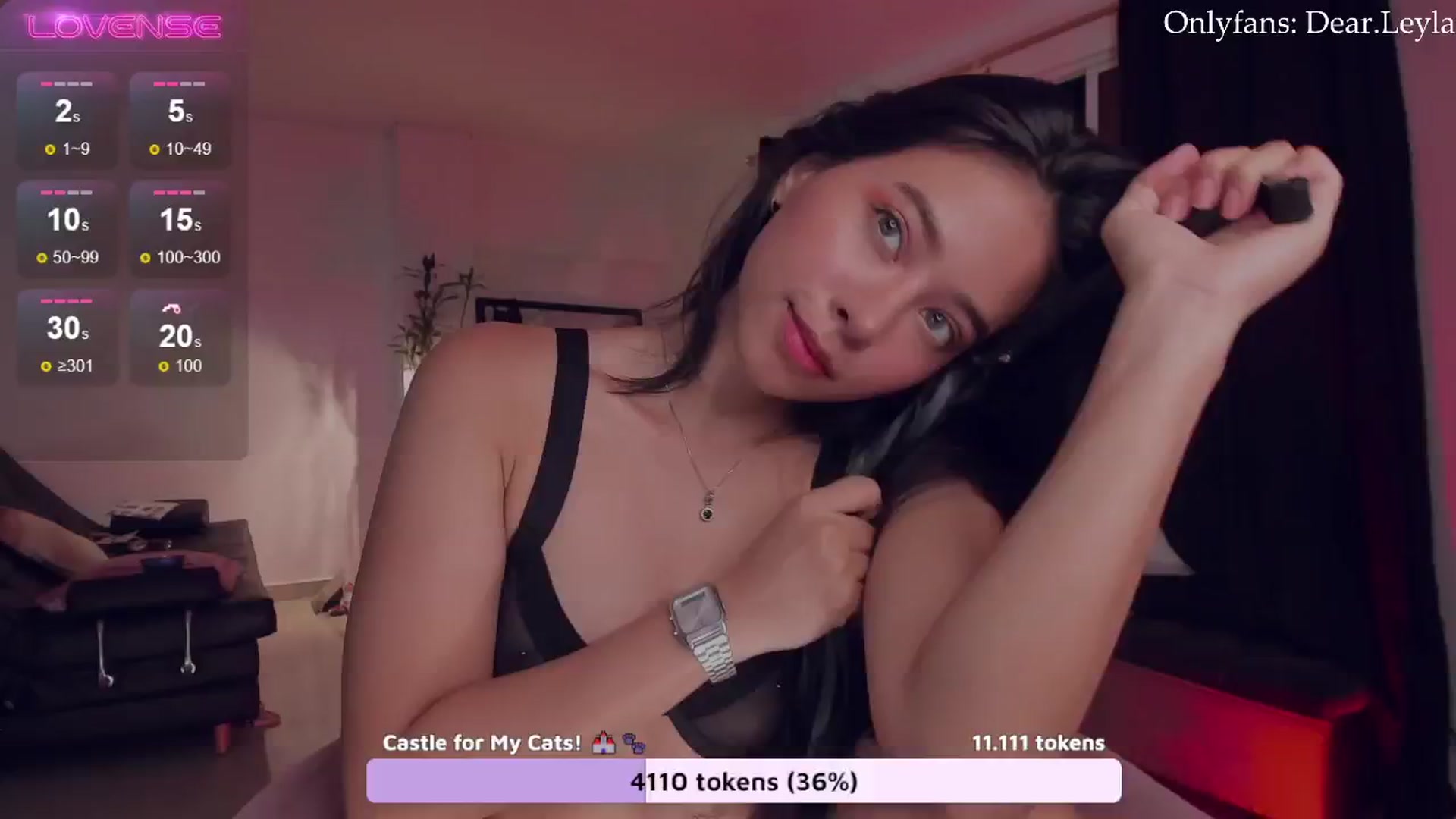 Gallery image thumbnail from LeylaGrey_'s myfreecams stream on, 08/31/2024, 03:30 image 12 of 20