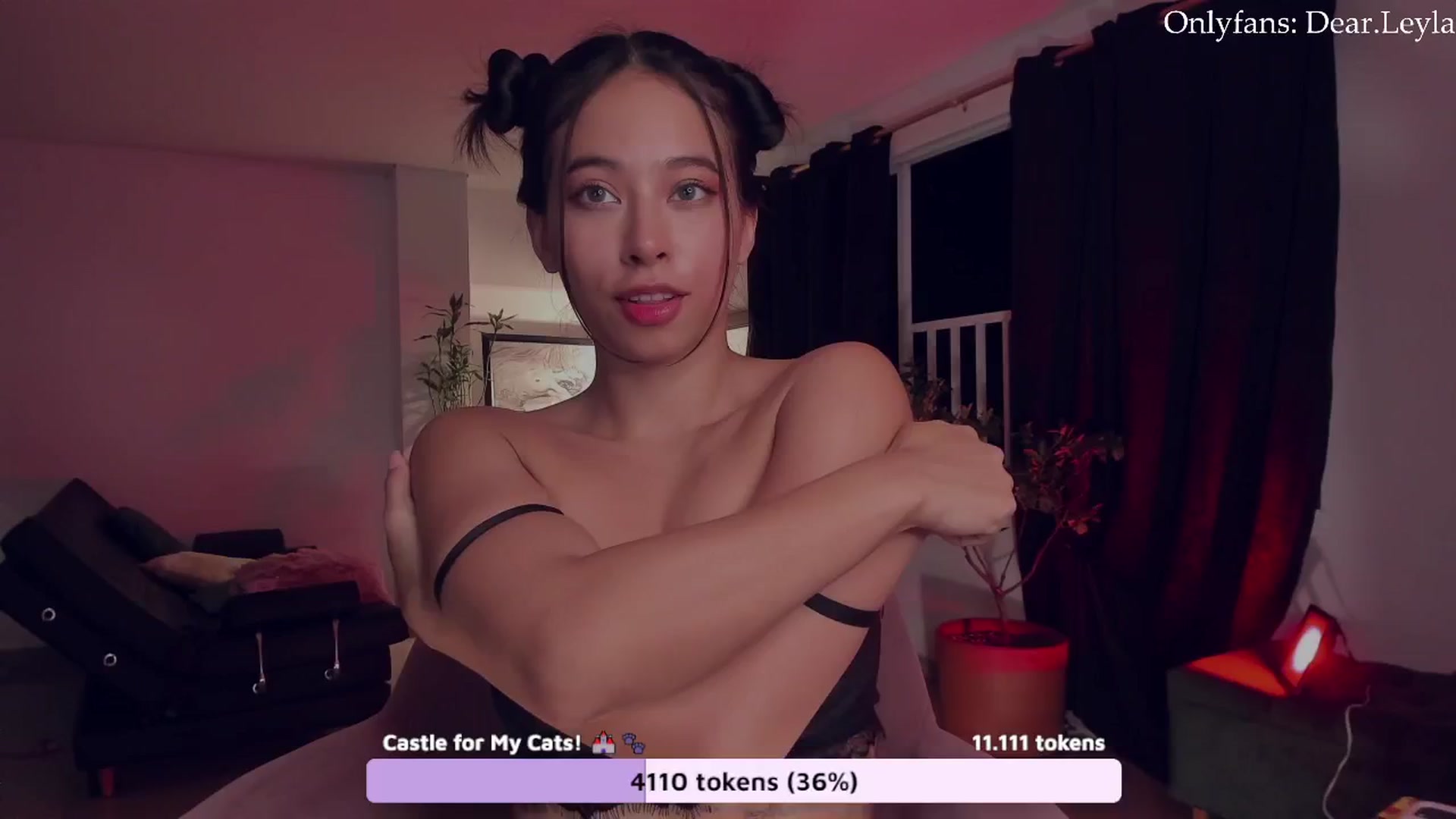 Gallery image thumbnail from LeylaGrey_'s myfreecams stream on, 09/08/2024, 02:38 image 11 of 20